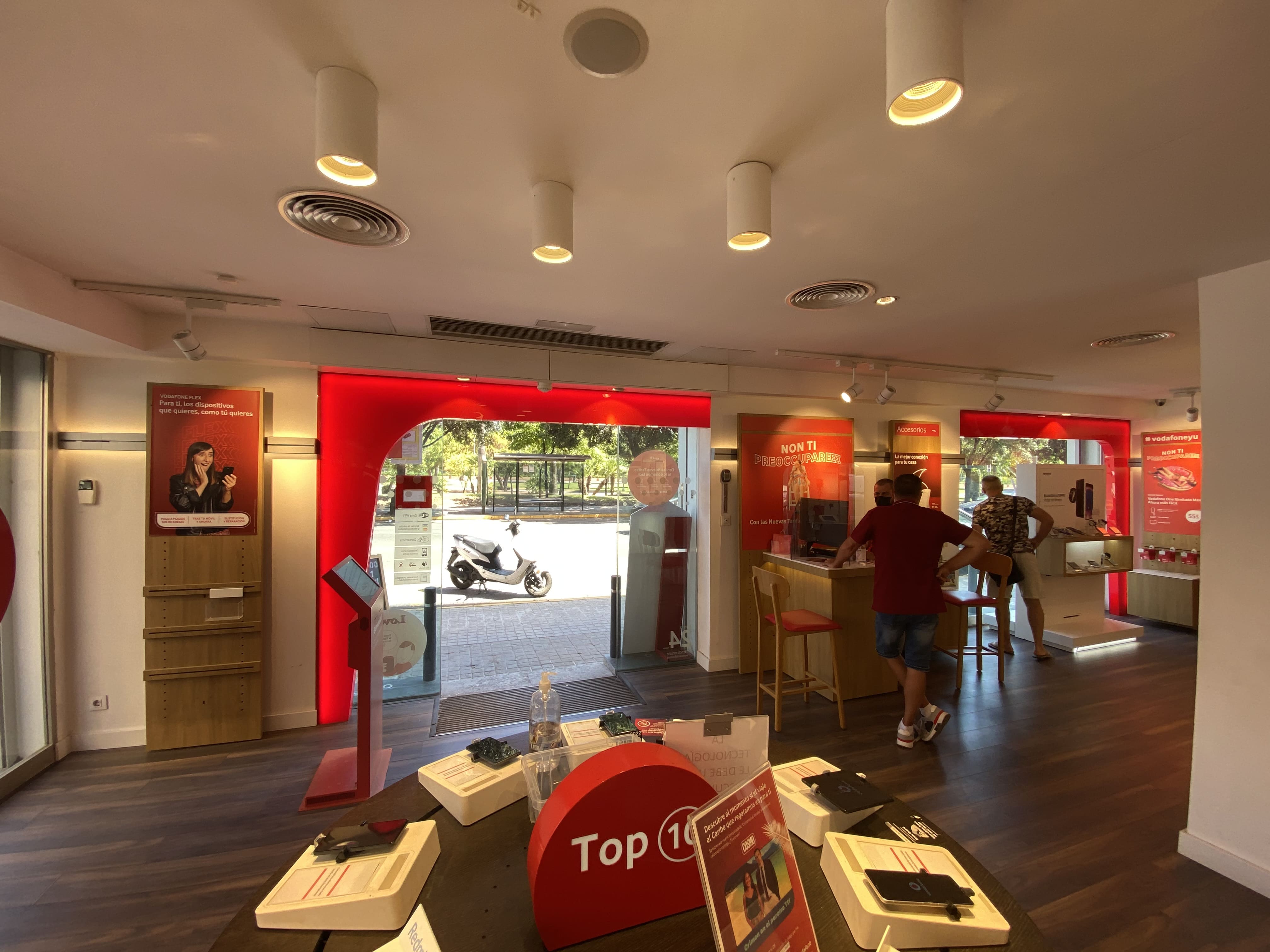 Vodafone Cami Reial foto