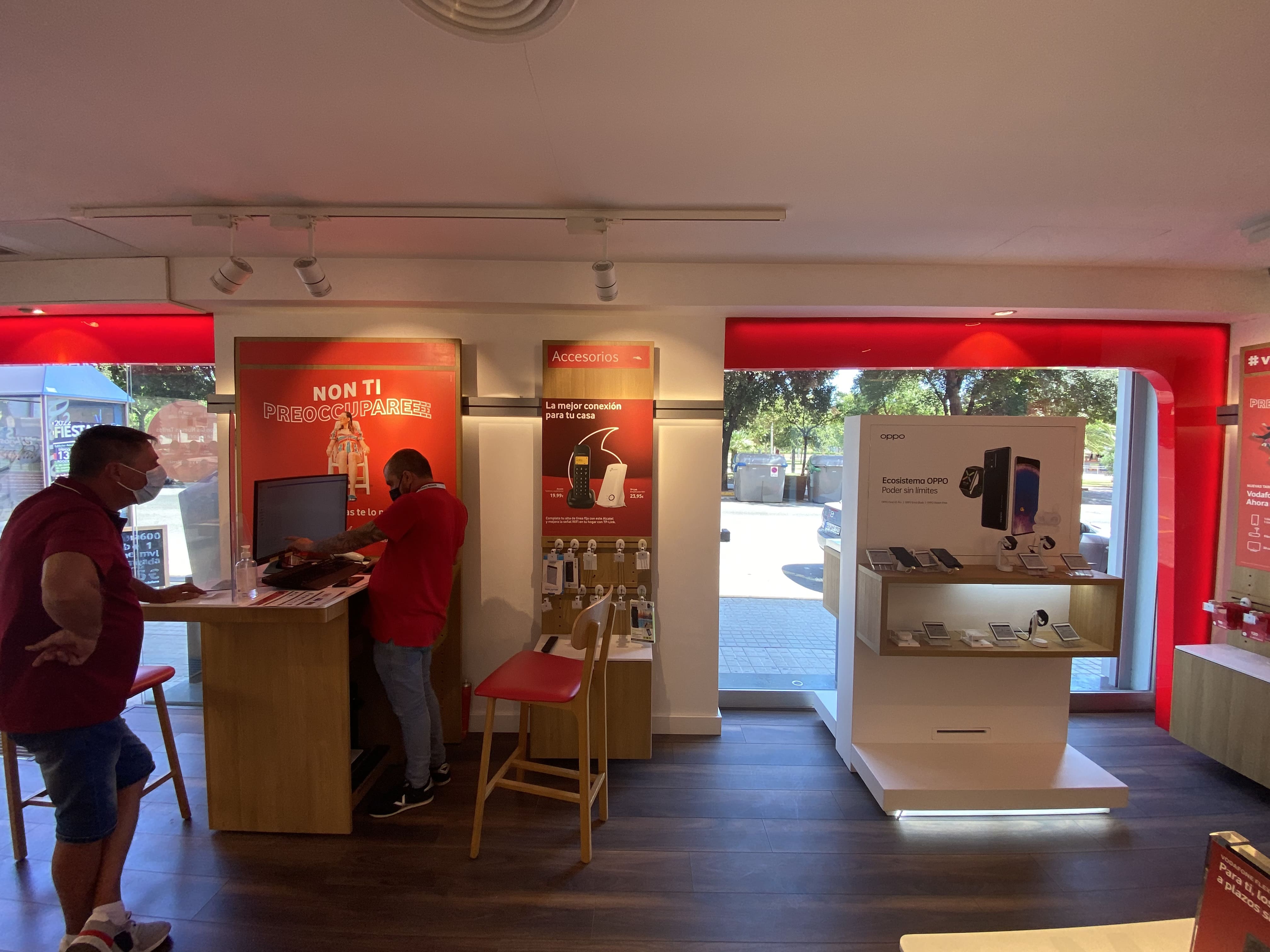 Vodafone Cami Reial foto