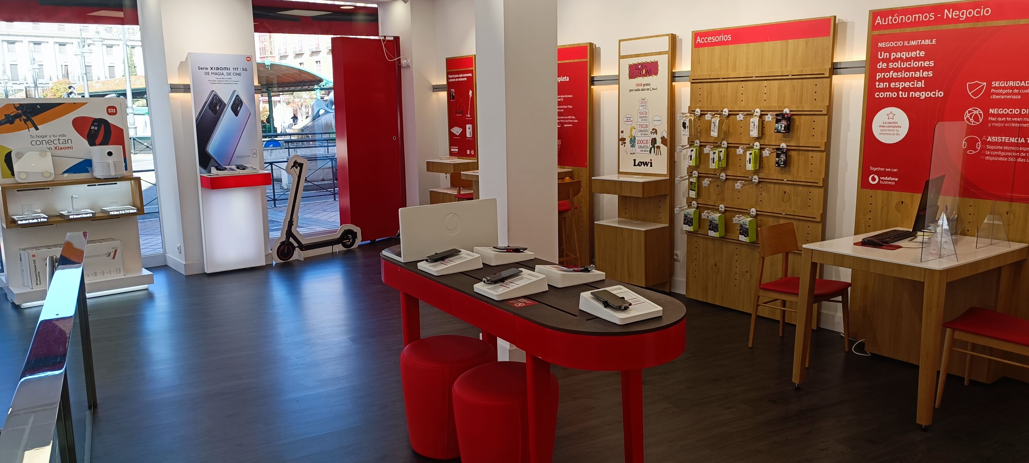 Vodafone Valladolid- Pl. España foto