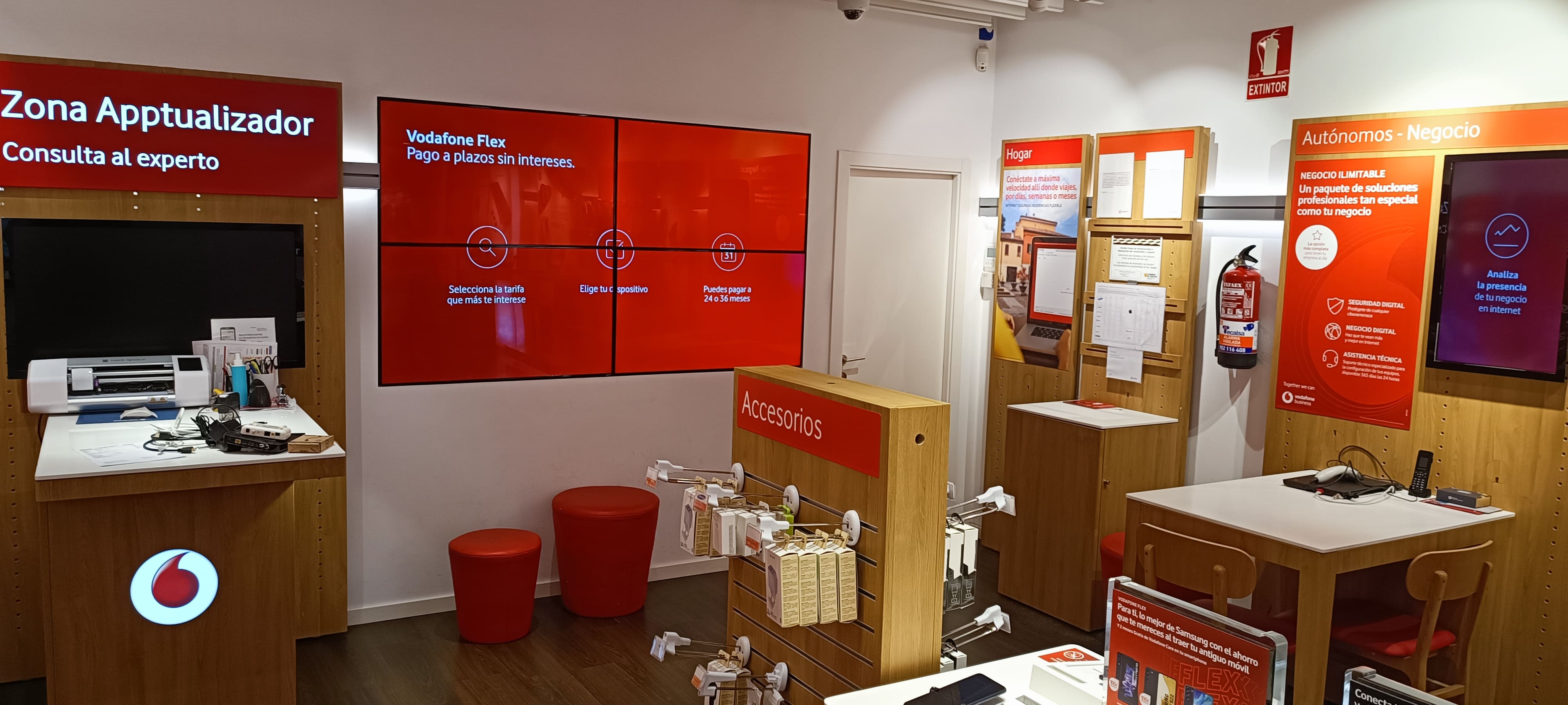 Vodafone Alcampo Utebo foto