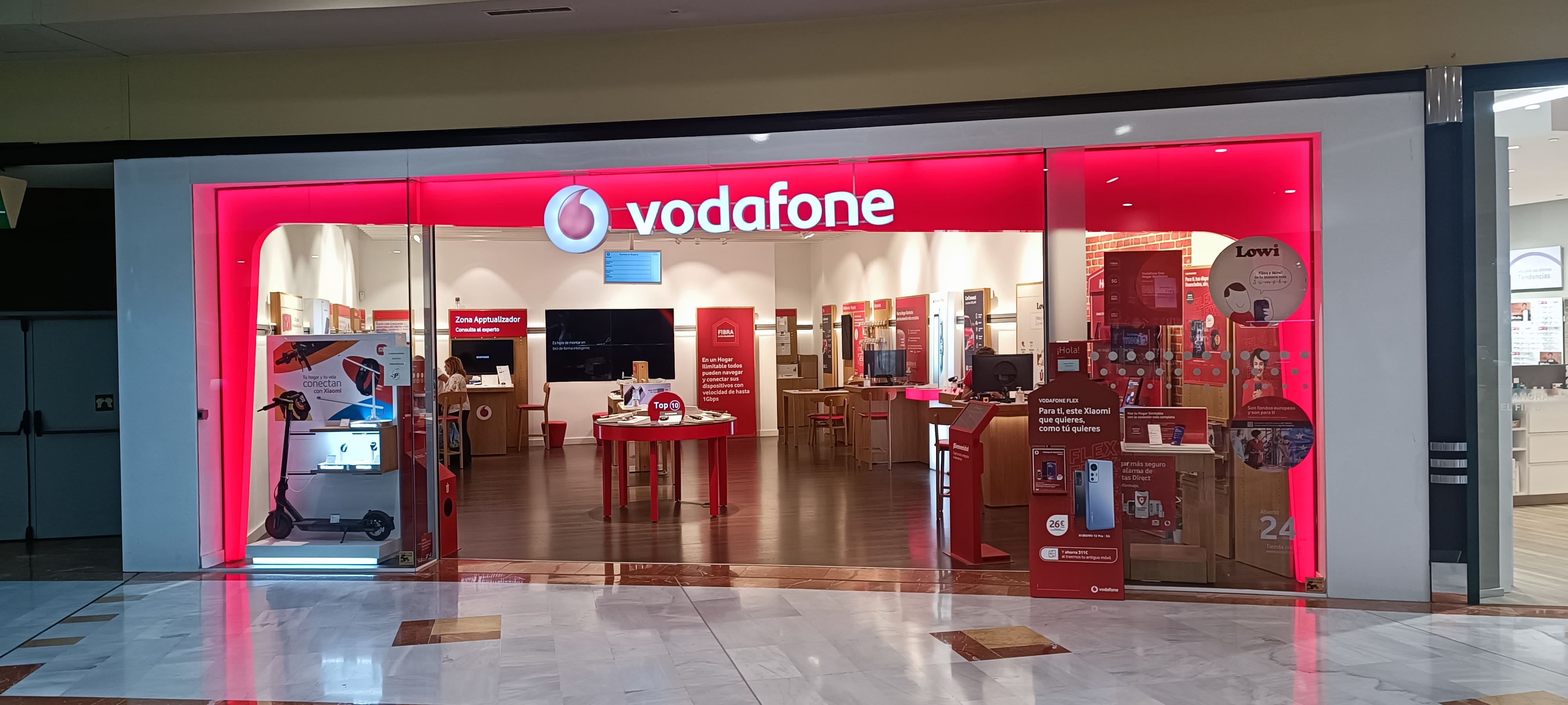Vodafone Oviedo - CC Los Prados