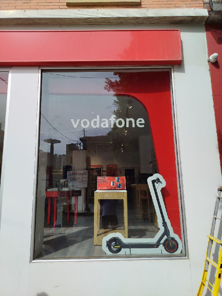 Vodafone Alcantarilla – Calle Mayor 132 foto