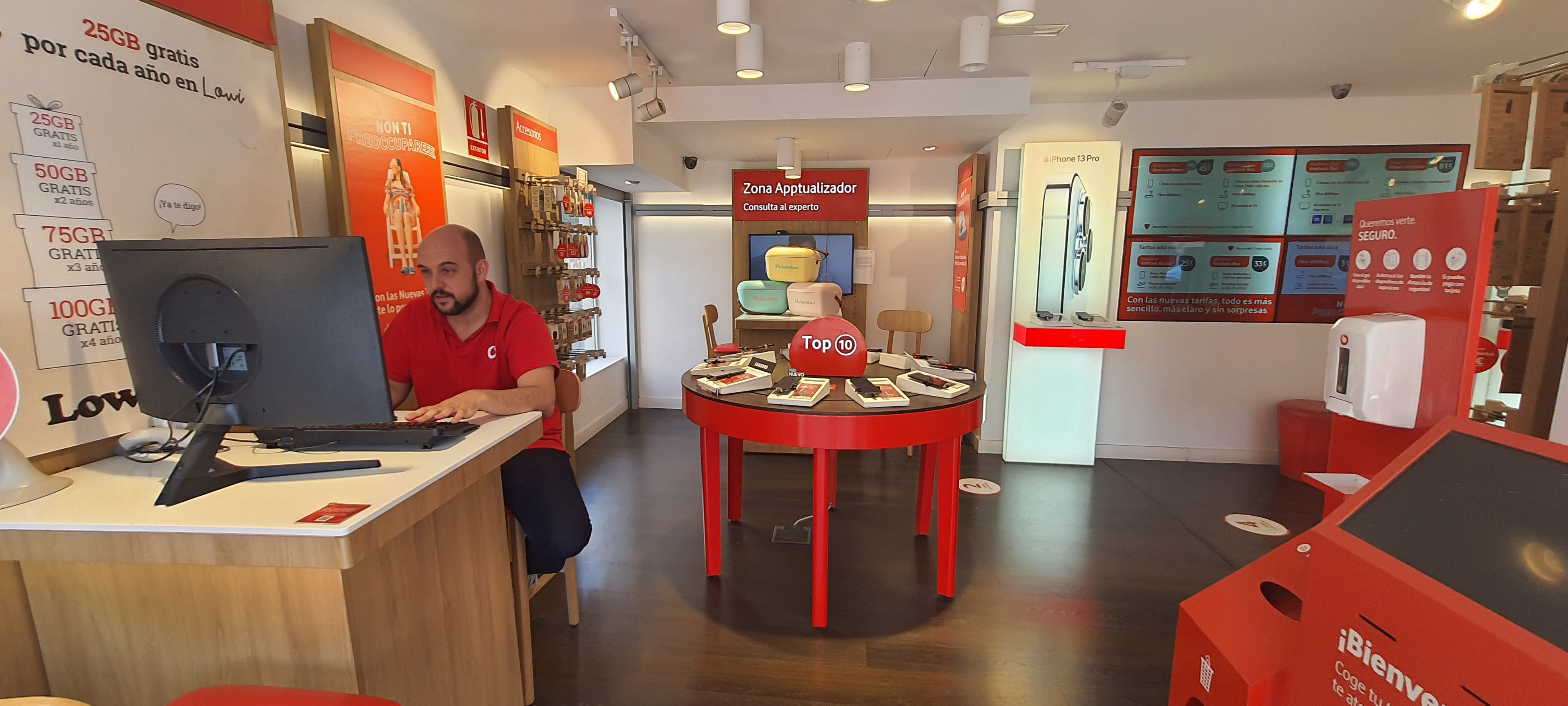 Vodafone Alcalde Federico Molina foto