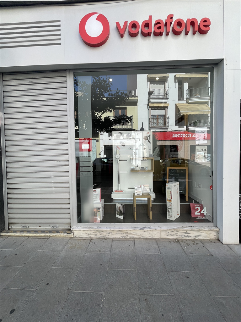 Vodafone Don Benito- C/ Portugal foto