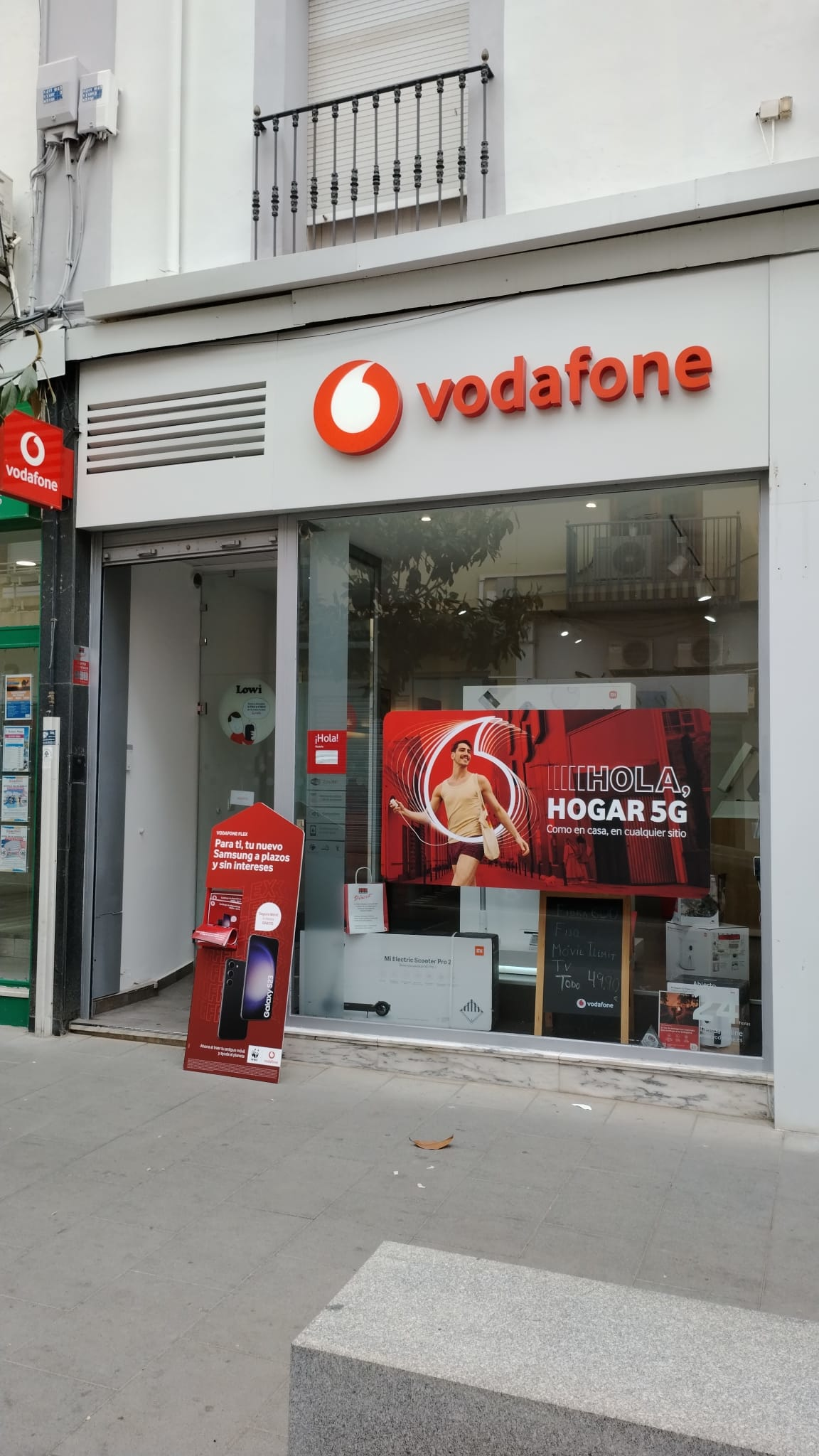 Vodafone Don Benito- C/ Portugal foto