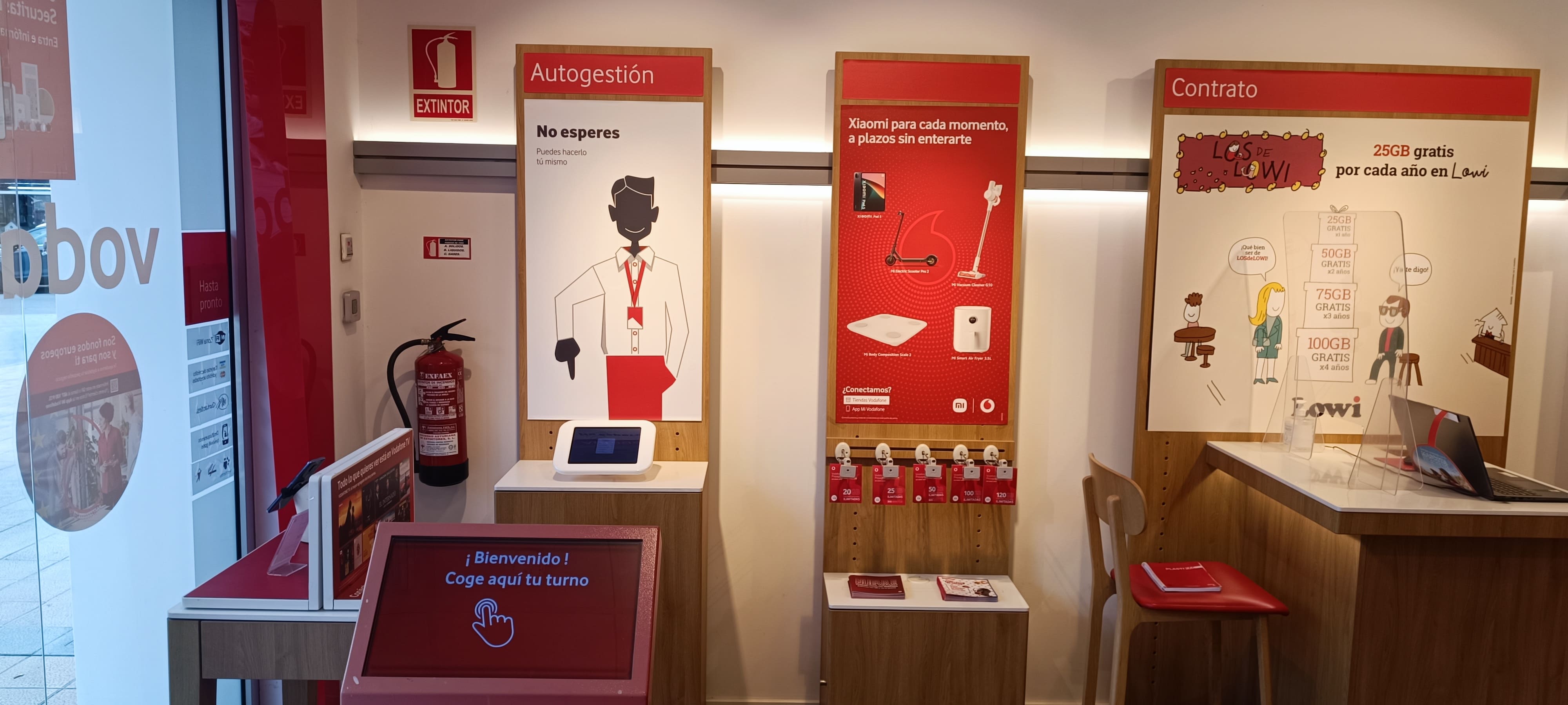 Vodafone La Felguera - Celestino Cabezas foto