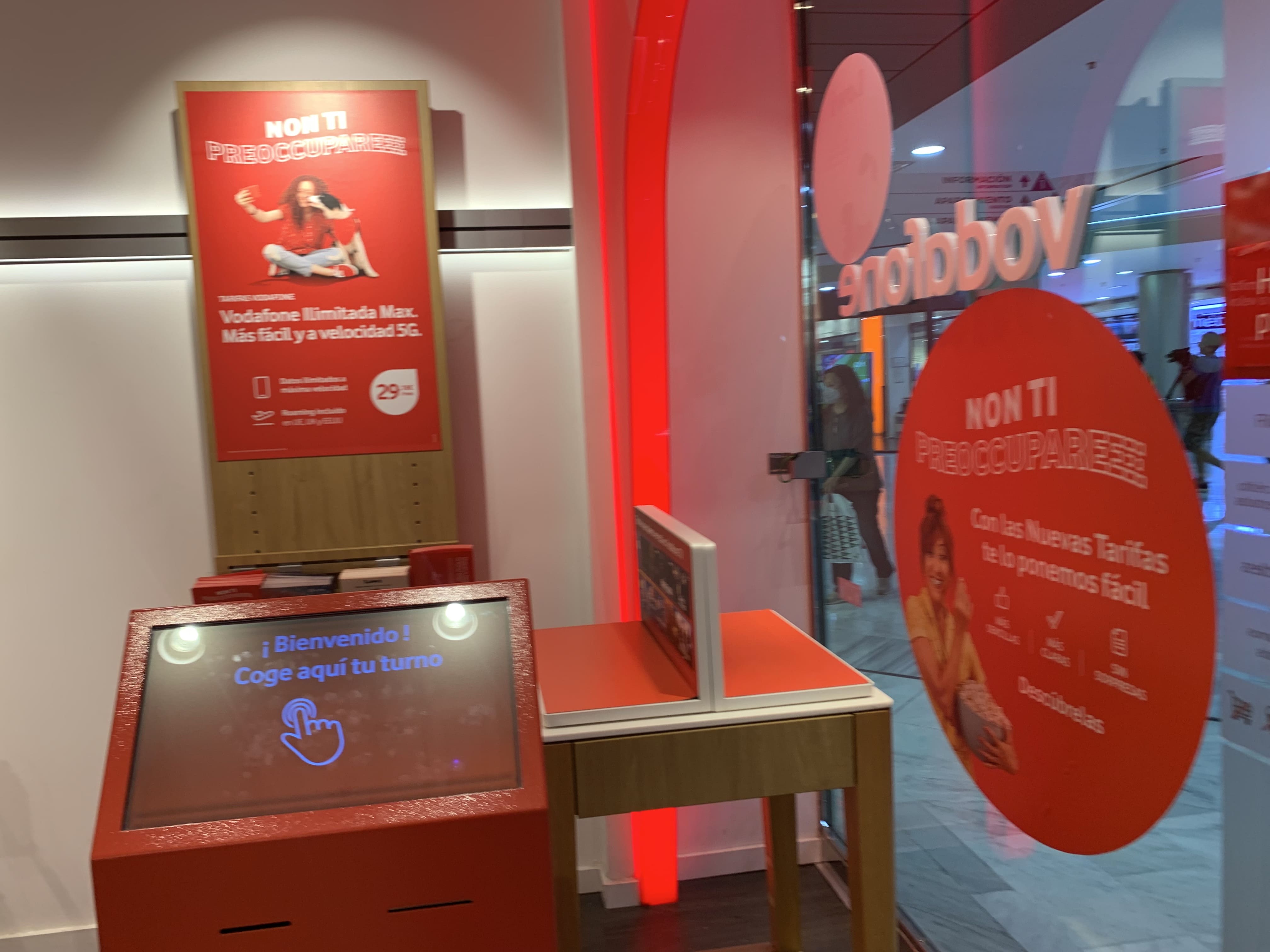 Vodafone Las Palmas - CC Las Arenas foto