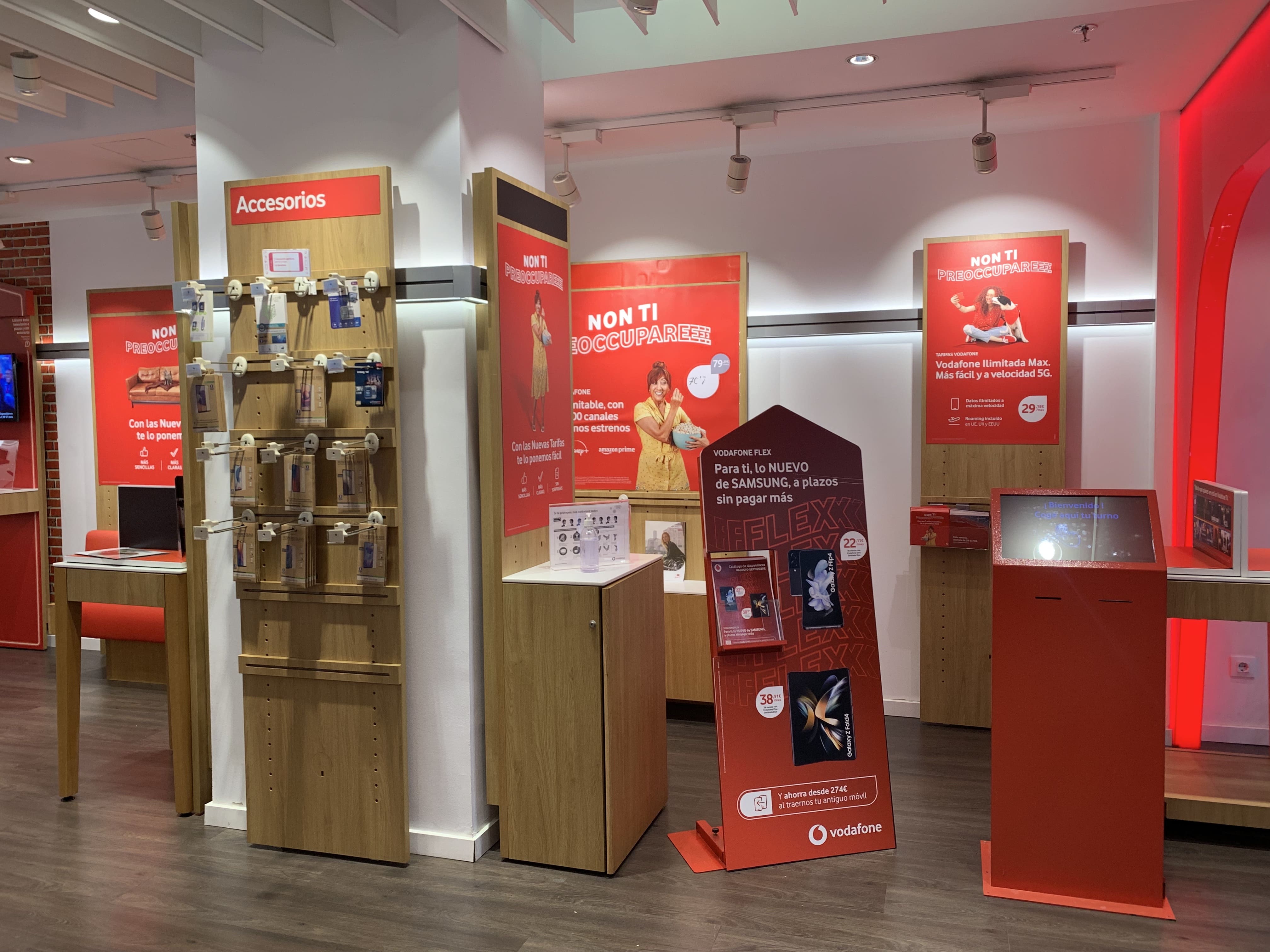Vodafone Las Palmas - CC Las Arenas foto
