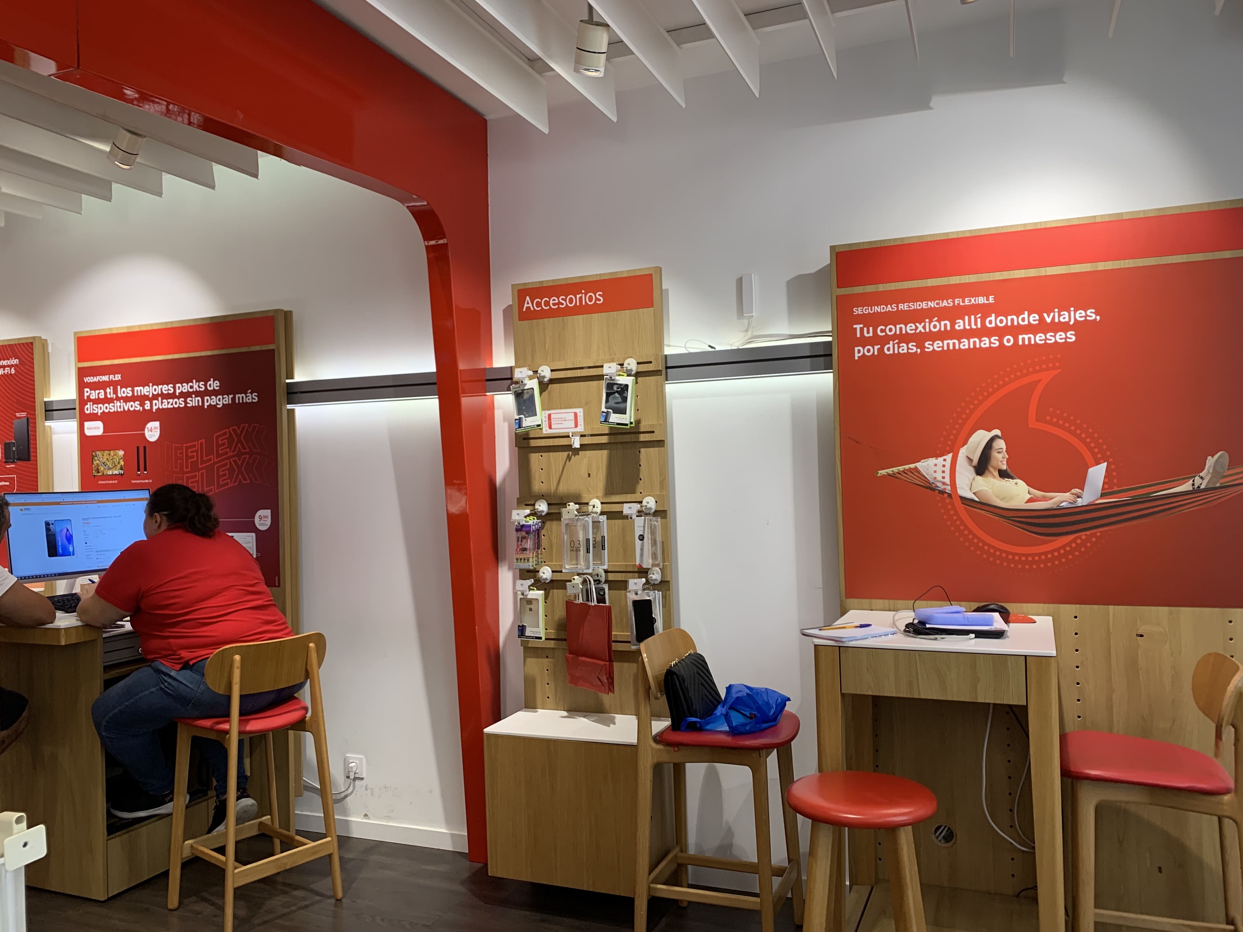 Vodafone Las Palmas - CC Las Arenas foto