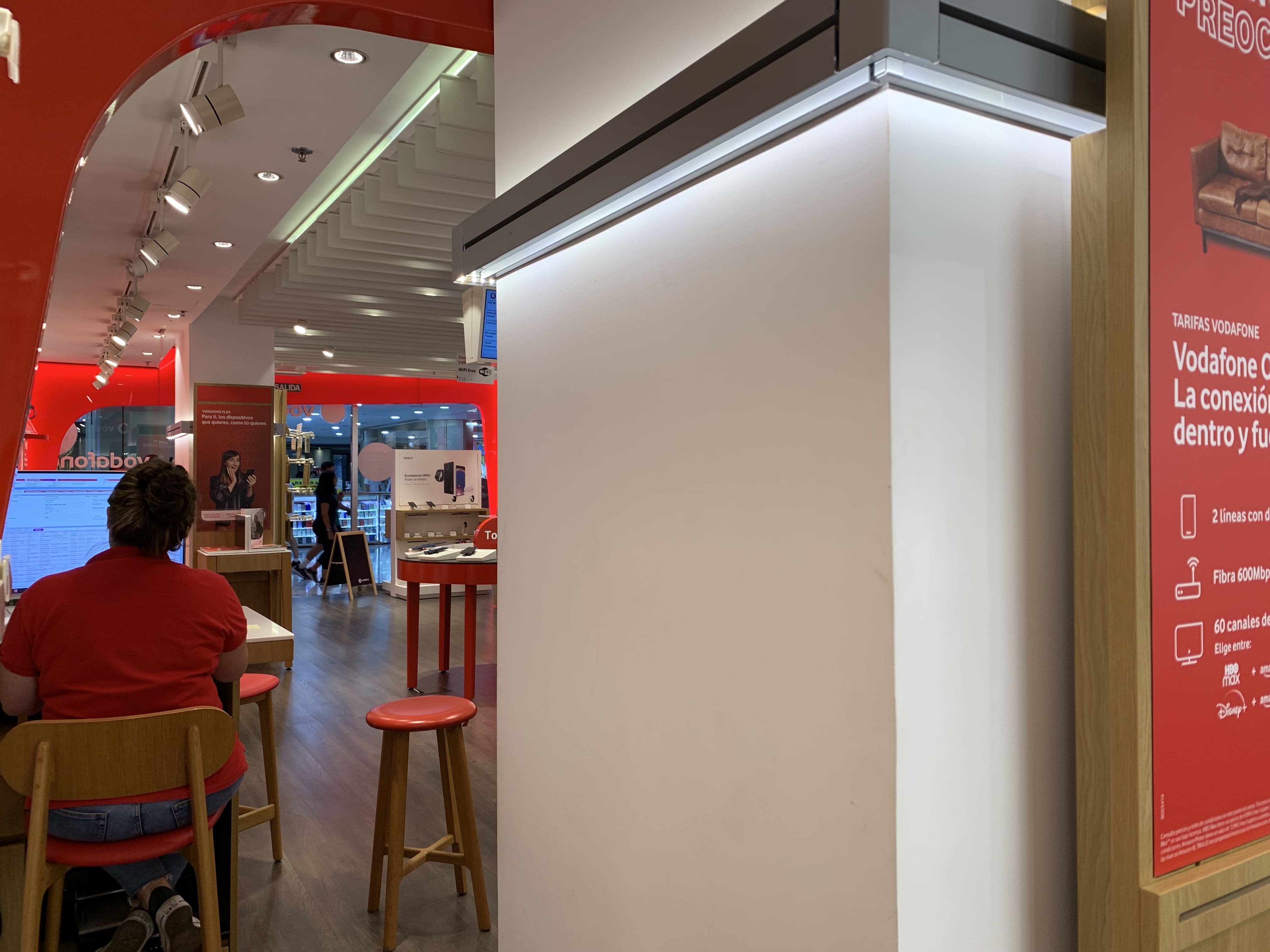 Vodafone Las Palmas - CC Las Arenas foto