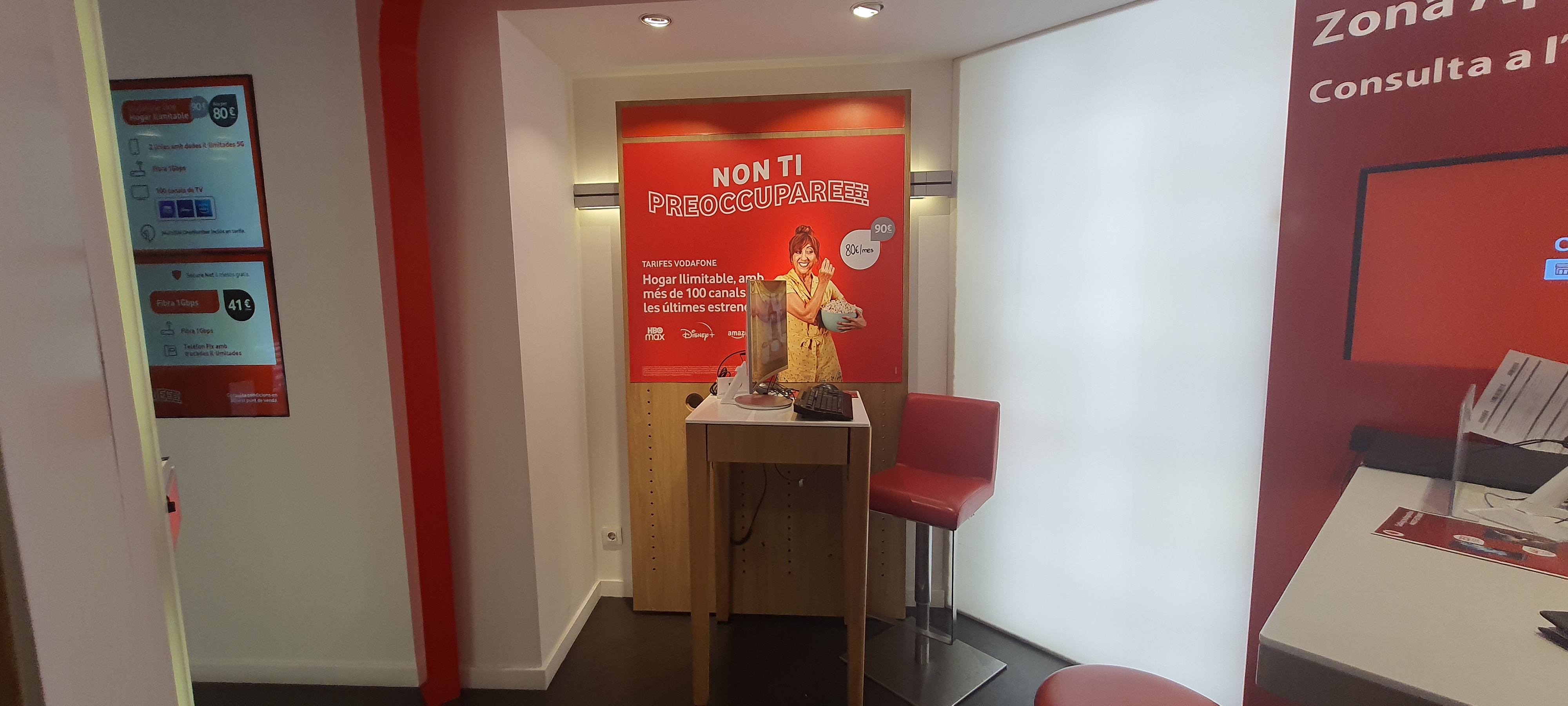 Vodafone Rambla Cataluña foto