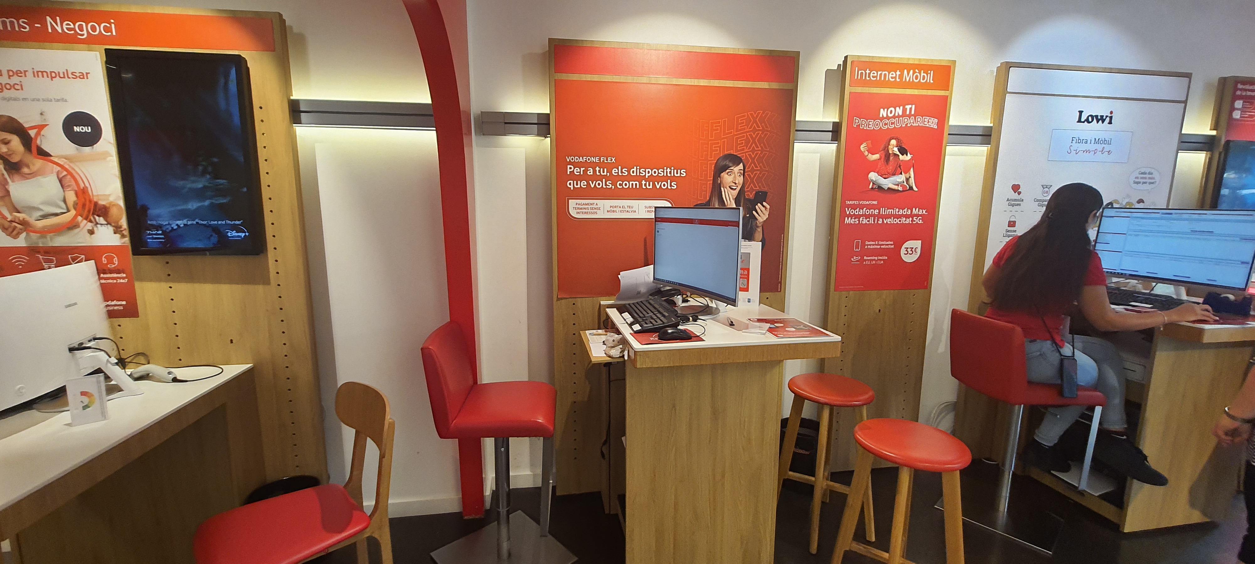 Vodafone Rambla Cataluña foto