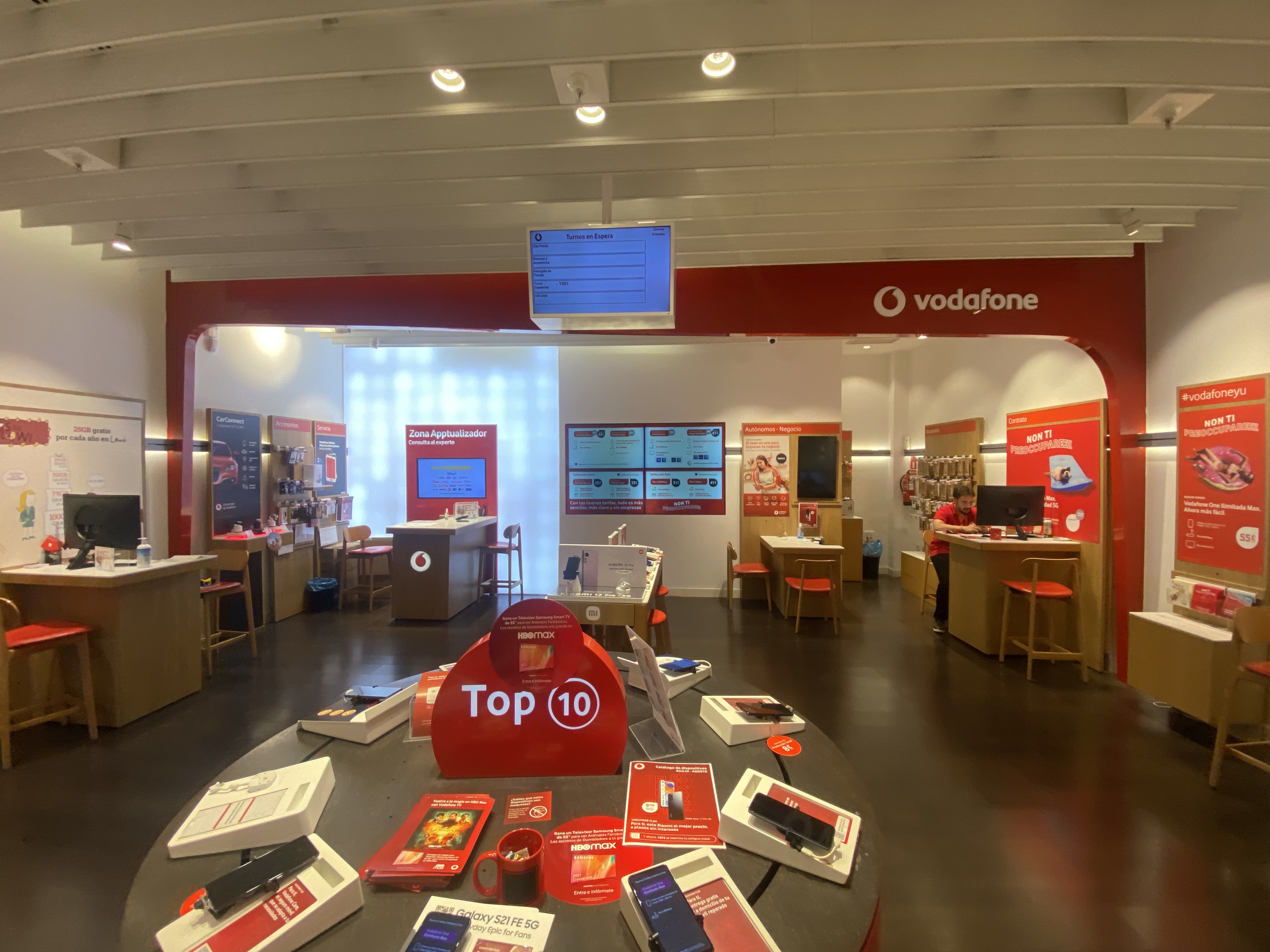 Vodafone Plaza Mar 2 foto