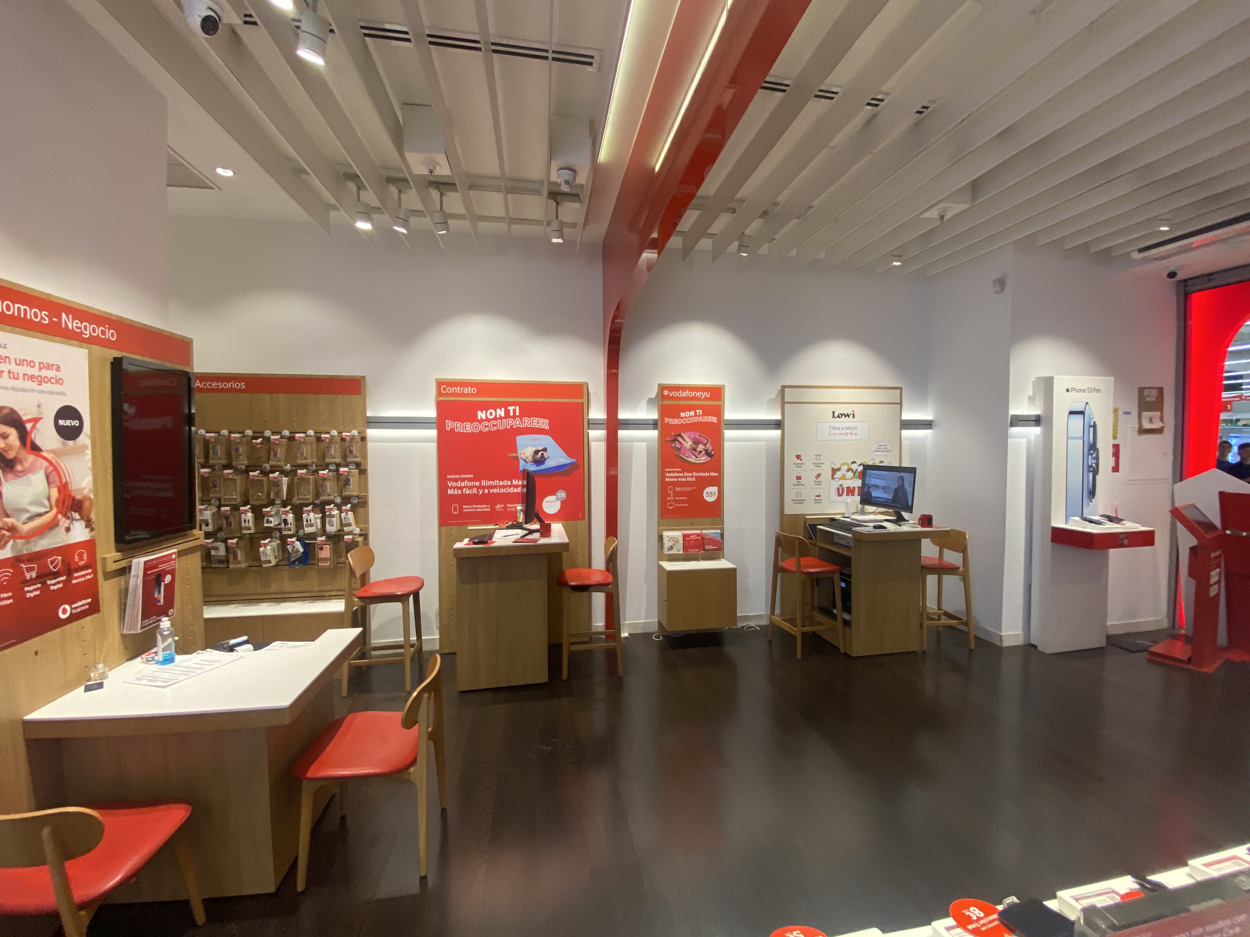 Vodafone Plaza Mar 2 foto
