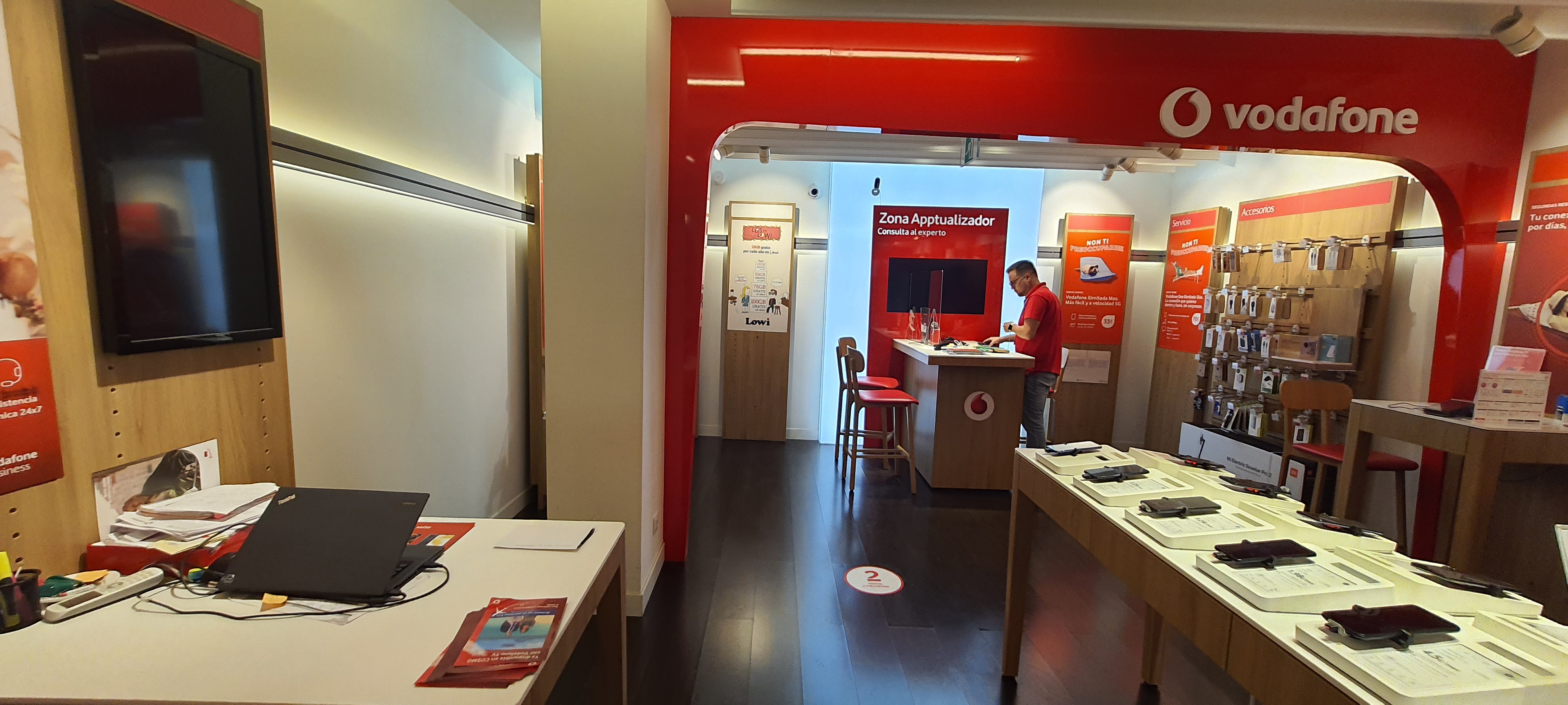 Vodafone Lucena - El Peso foto
