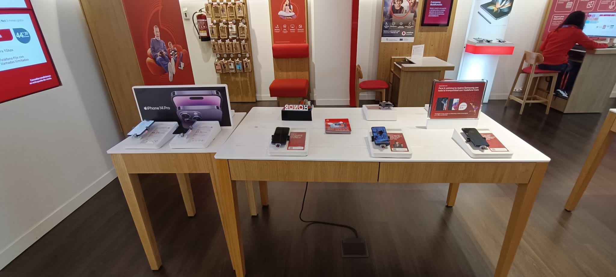 Vodafone Gran Plaza 2 foto