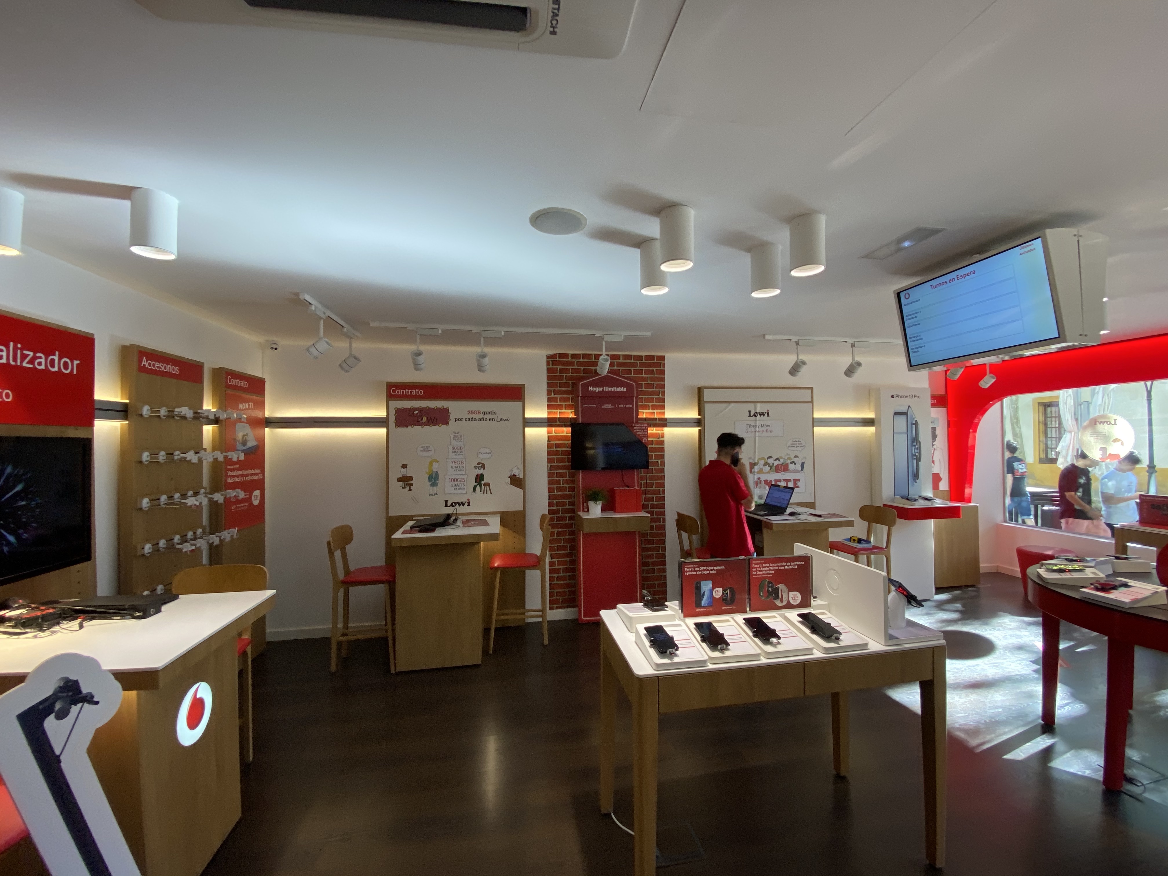 Vodafone Calle Toledo foto