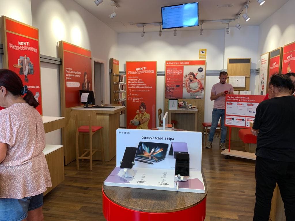 Vodafone San Isidro Granadilla foto