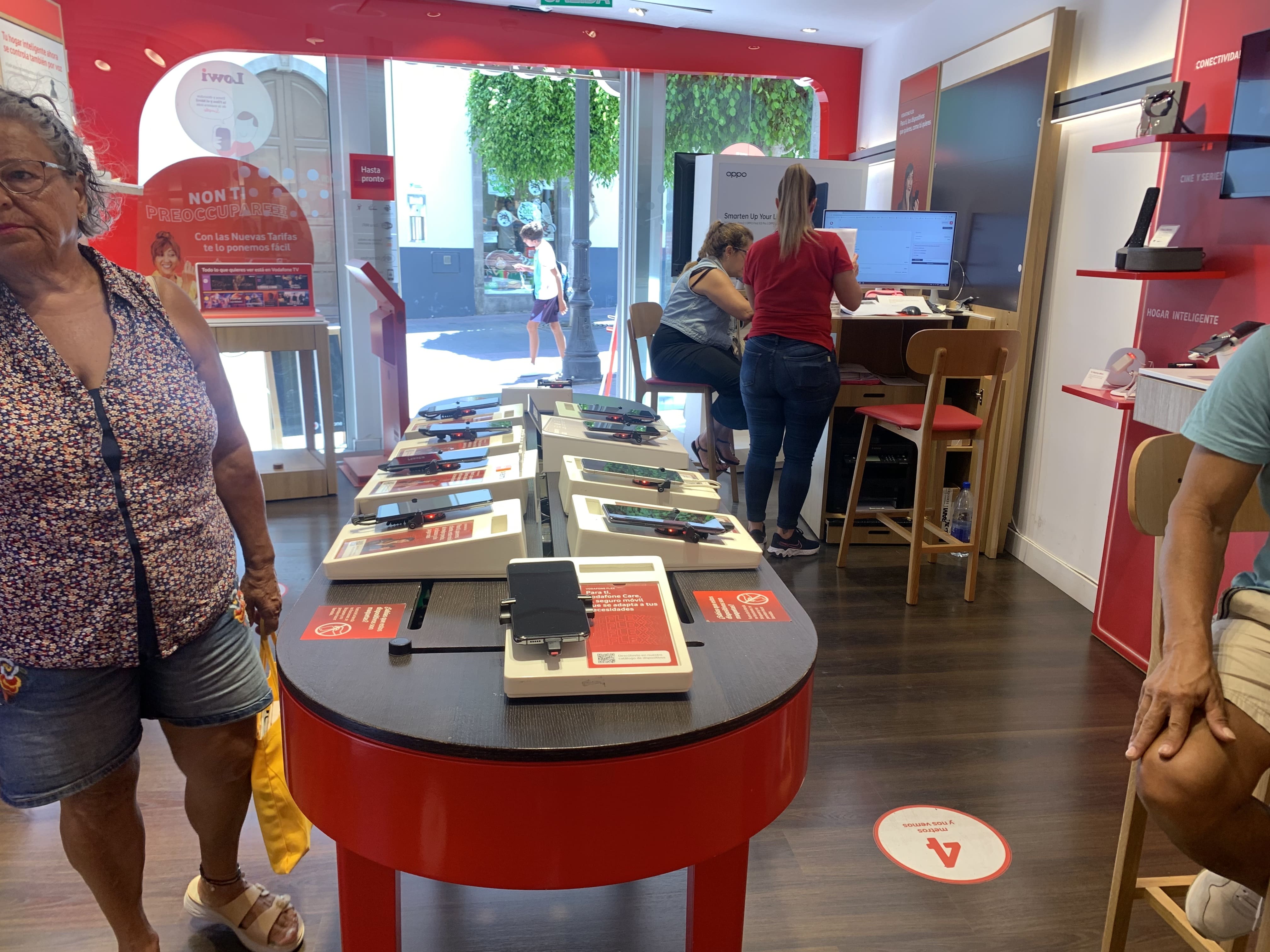 Vodafone Telde - Constitución foto