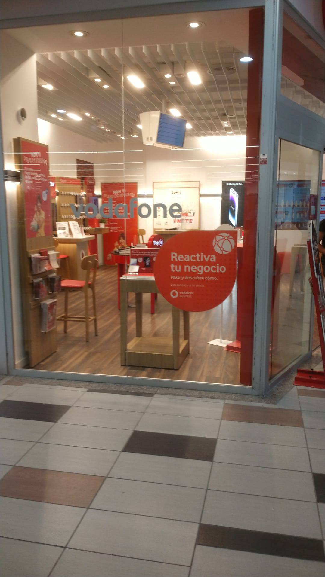 Vodafone Plaza Mayor foto