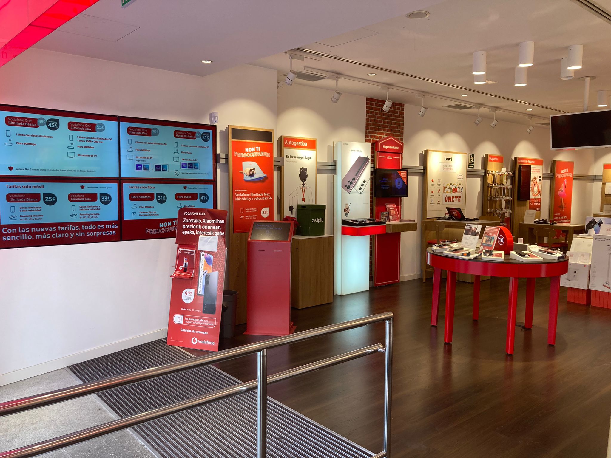 Vodafone Eibar foto