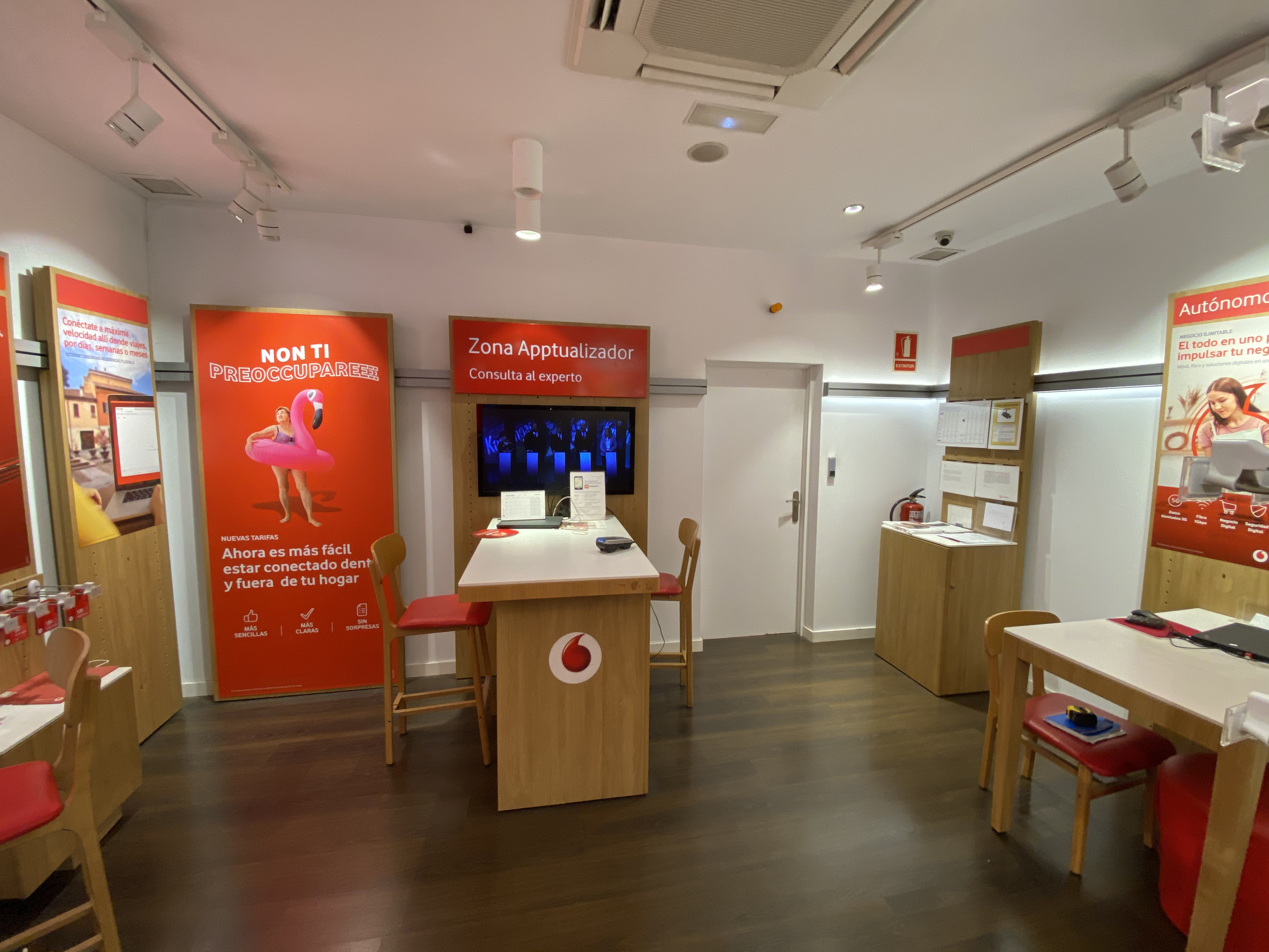 Vodafone Avenida El Vedat, 79 foto
