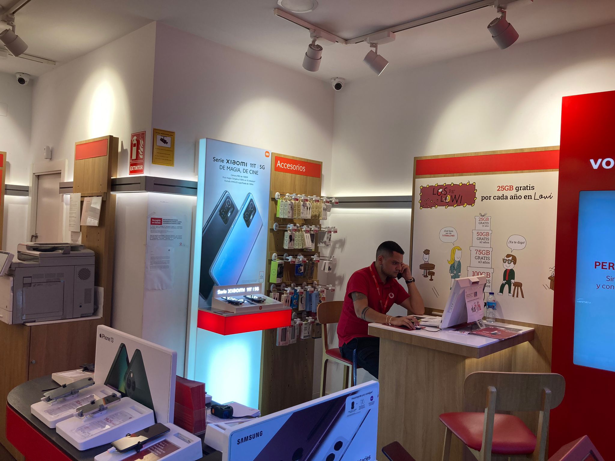 Vodafone Iruña foto