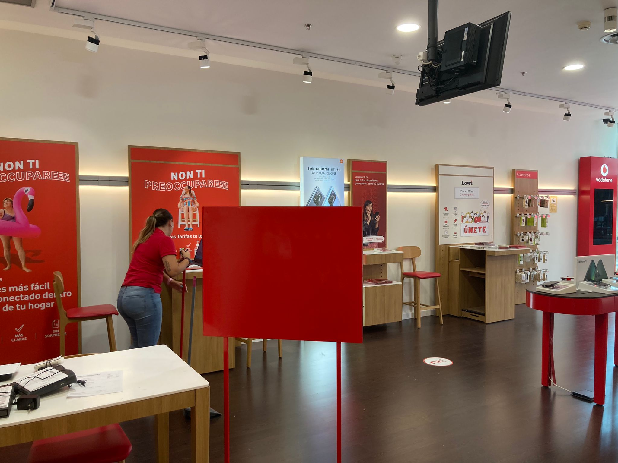 Vodafone -CC El Alisal foto