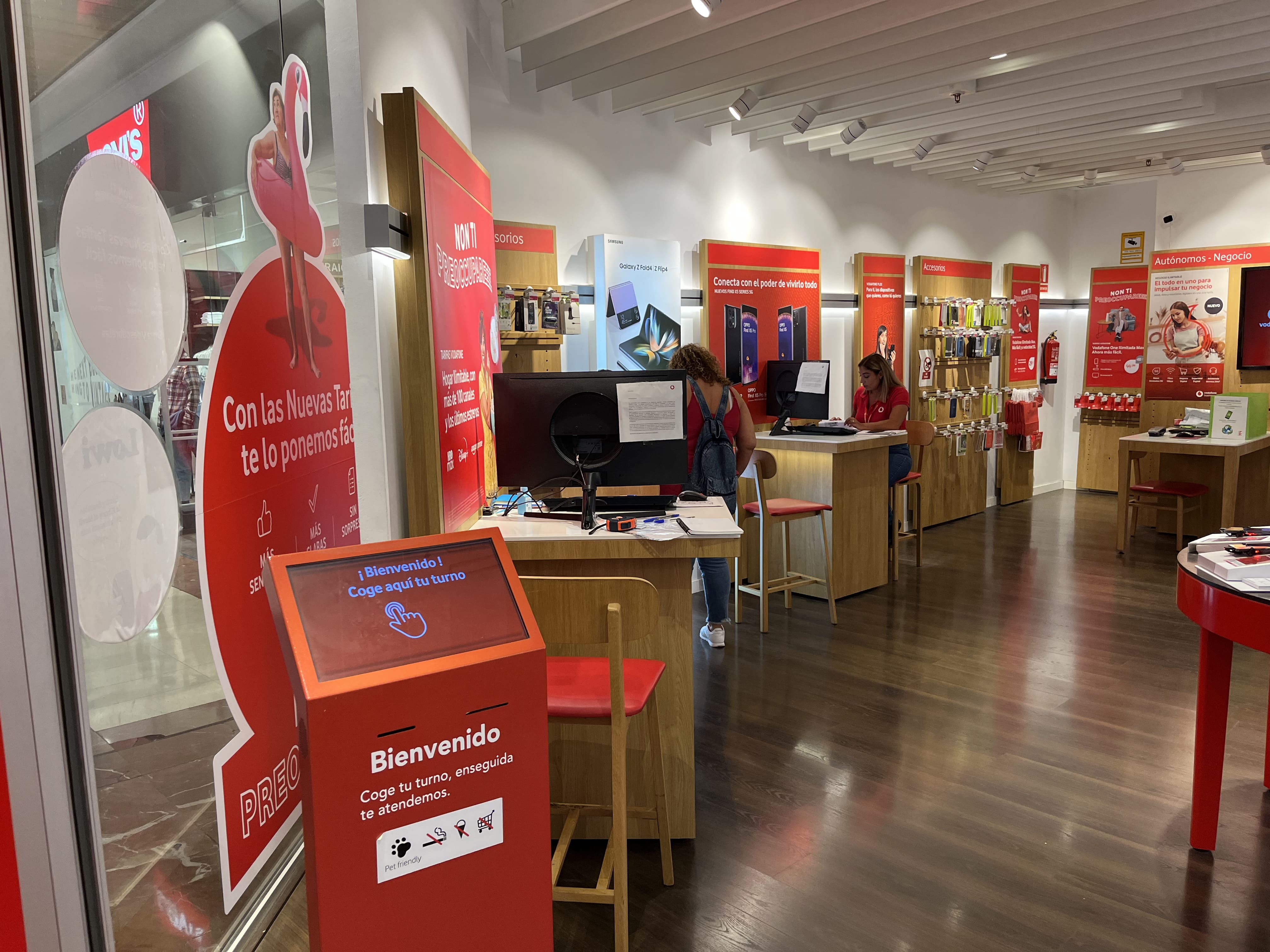 Vodafone La Laguna foto