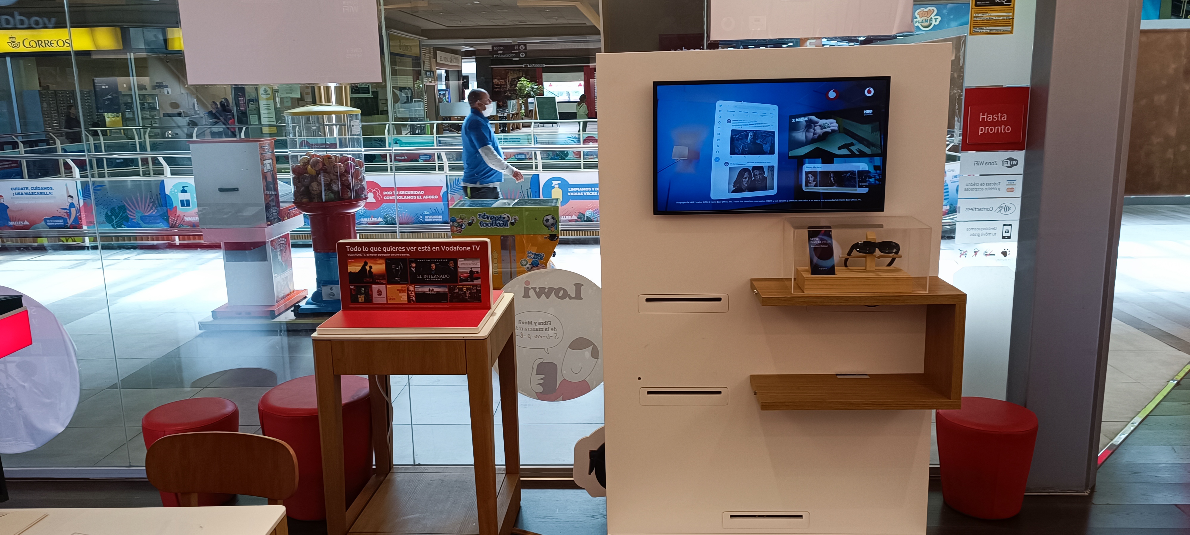 Vodafone Carrefour Collado Villalba foto