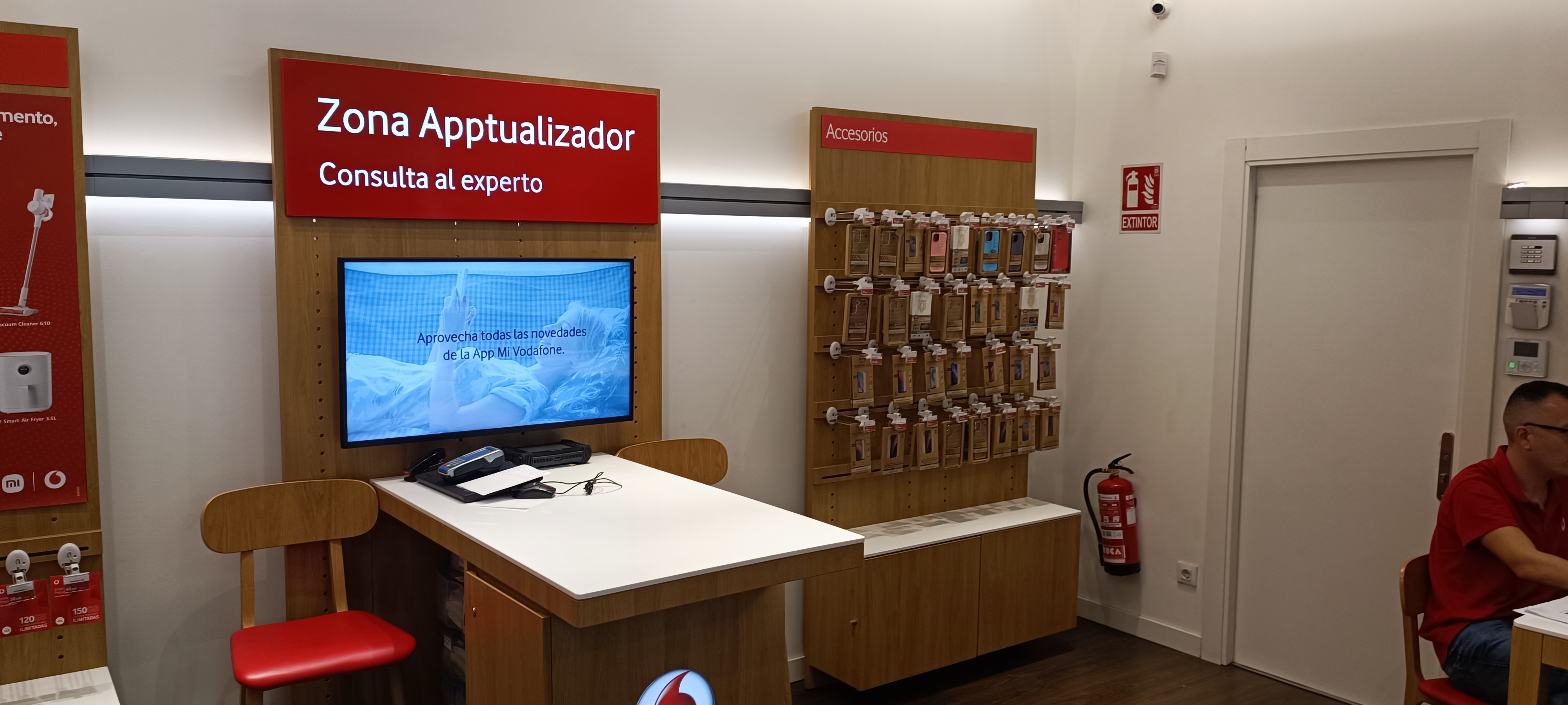 Vodafone Carrefour Collado Villalba foto