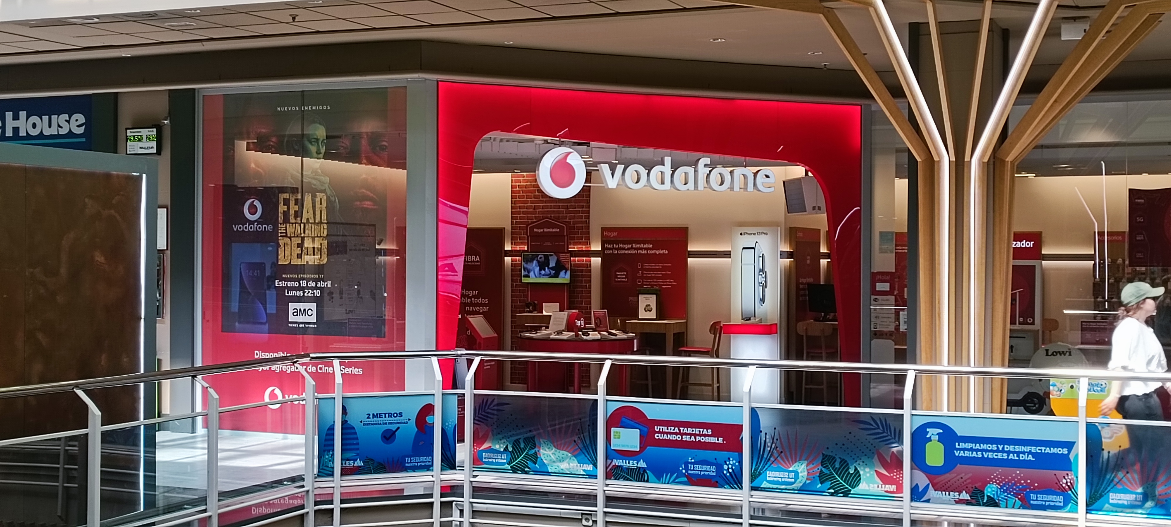 Vodafone Carrefour Collado Villalba