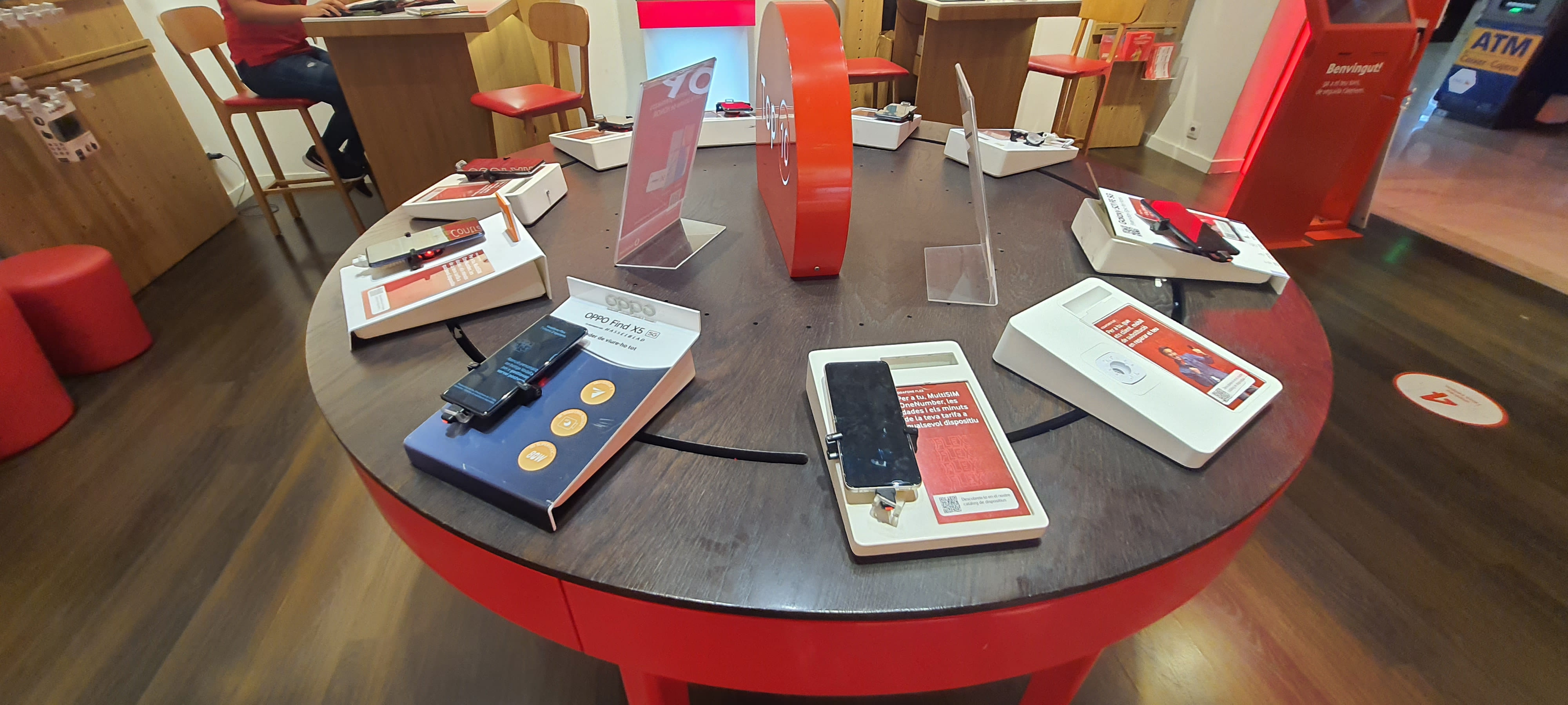 Vodafone Barcelona - CC Arenas foto