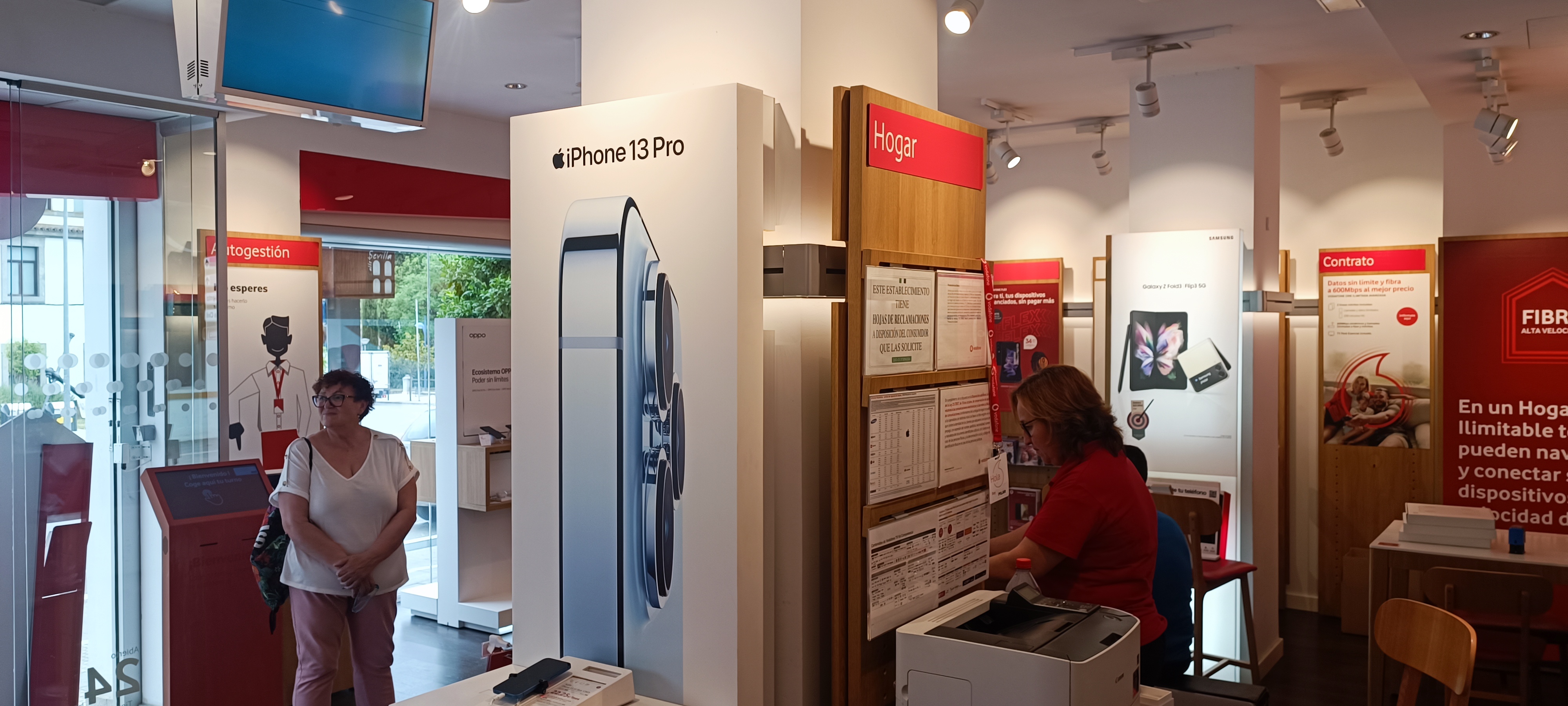 Vodafone Zafra - España foto