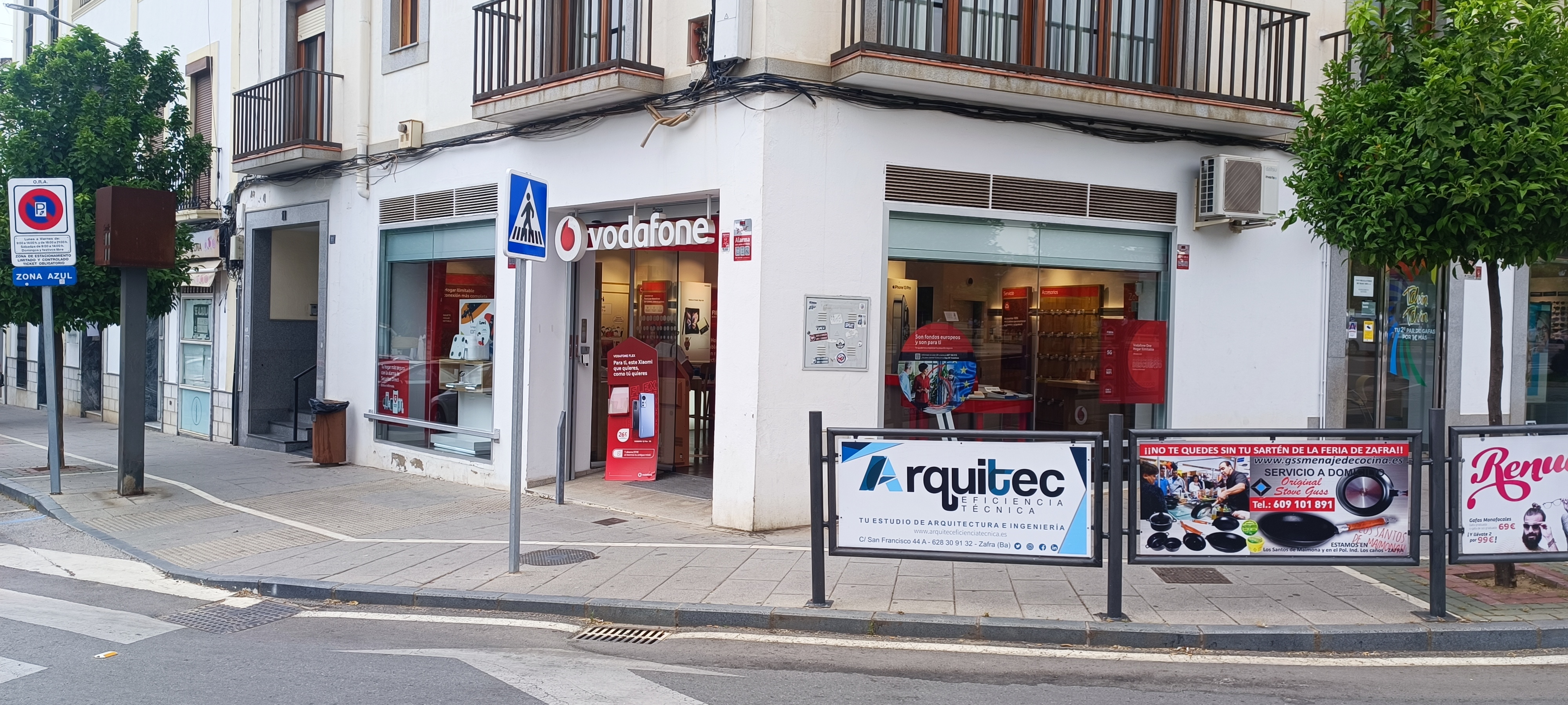 Vodafone Zafra - España foto
