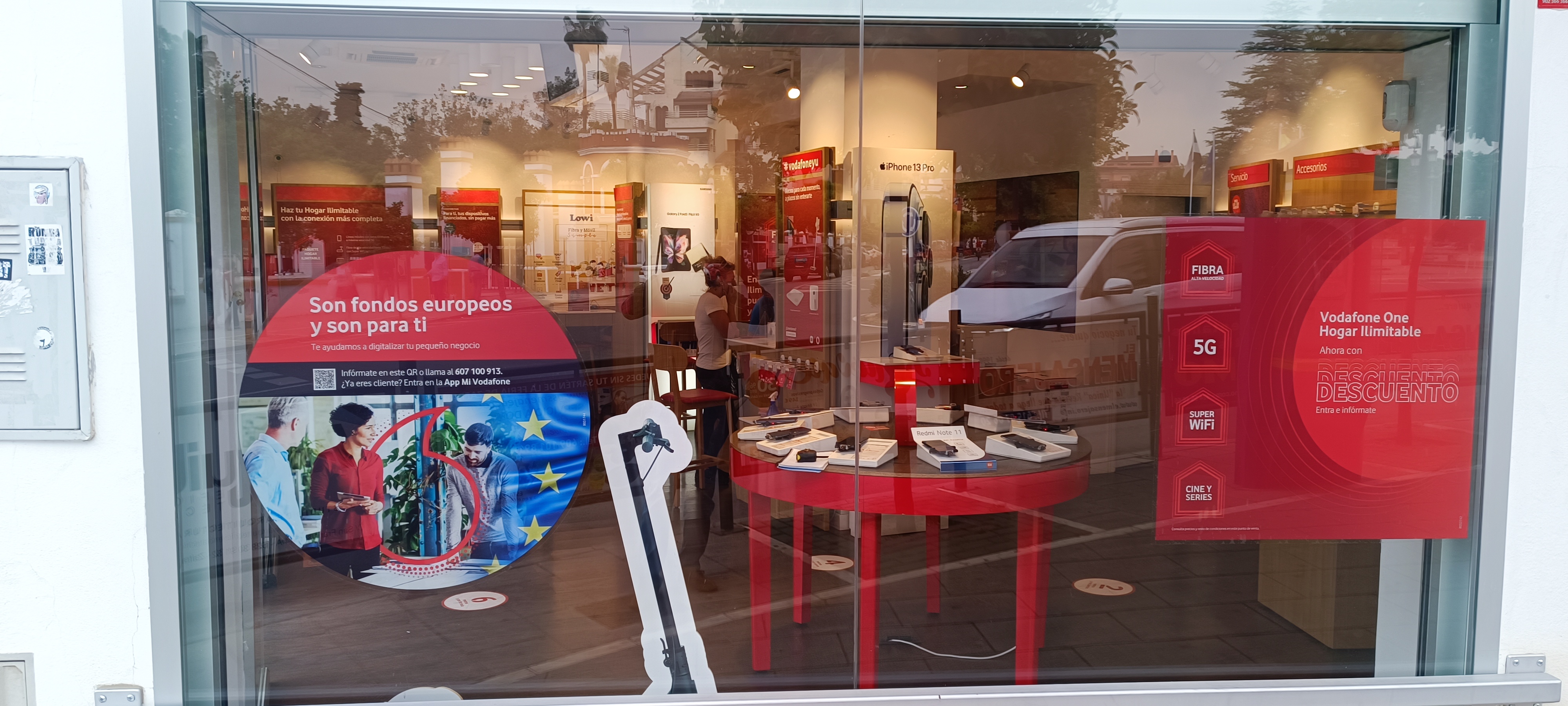 Vodafone Zafra - España foto
