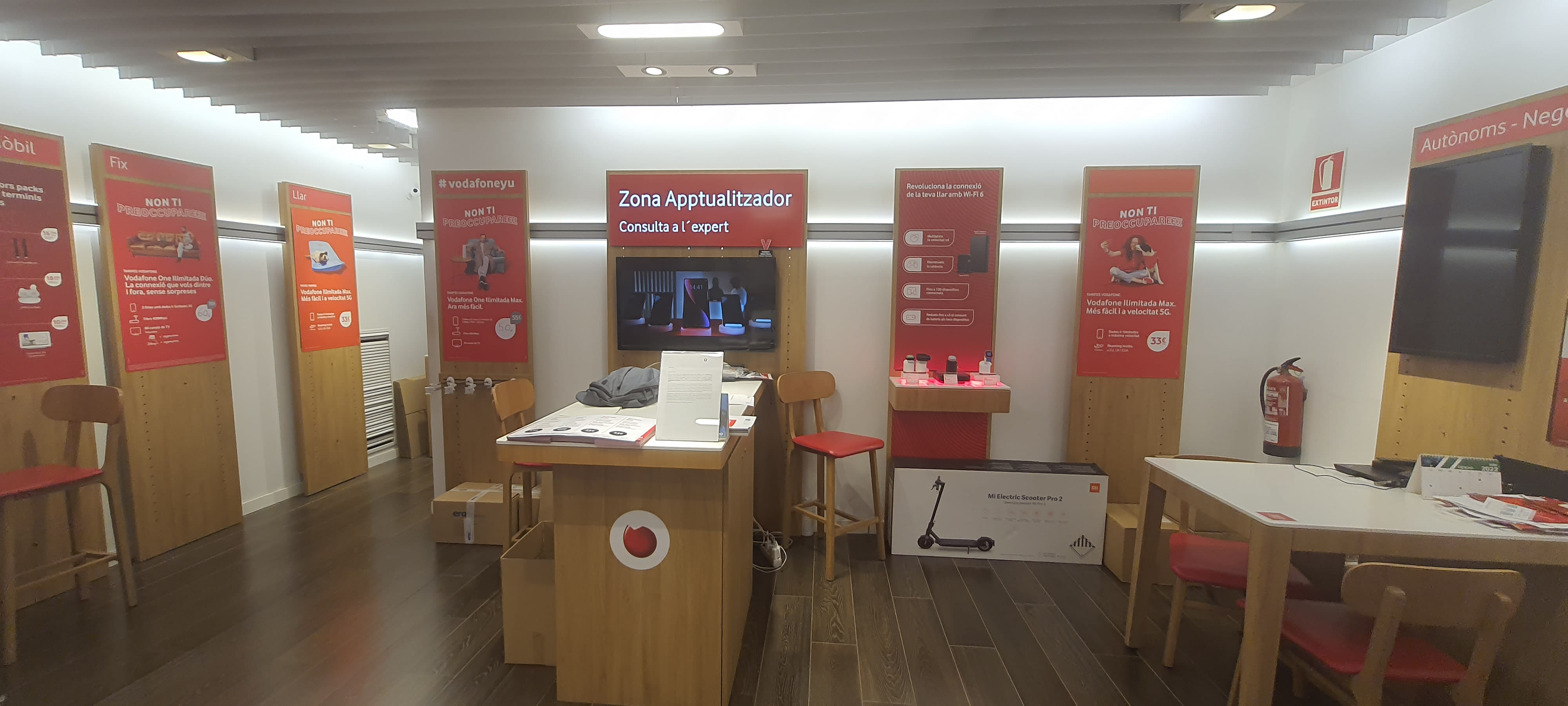 Vodafone Barcelona - CC Glories foto