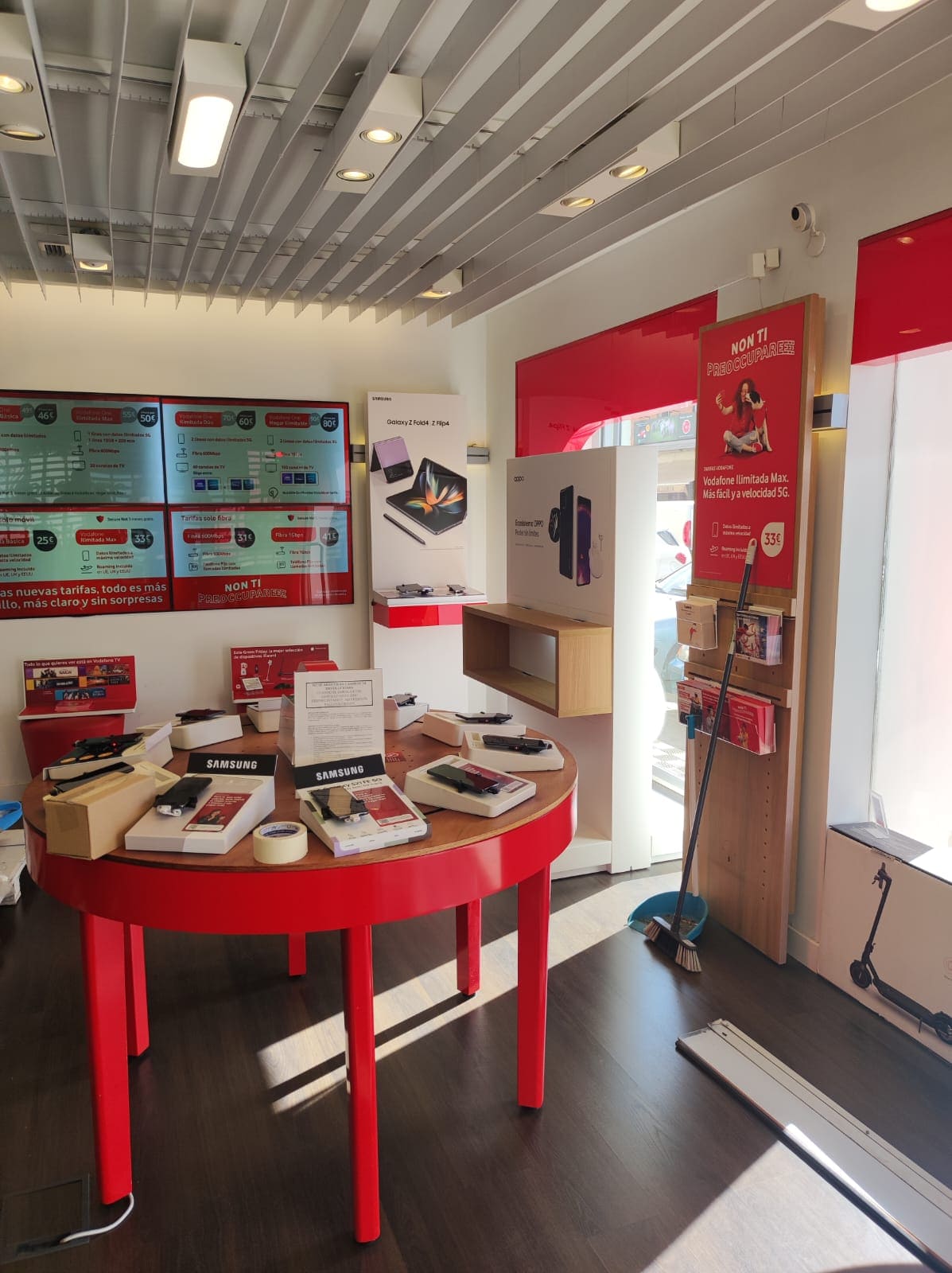 Vodafone San Jose de la Rinconada - Madrid foto