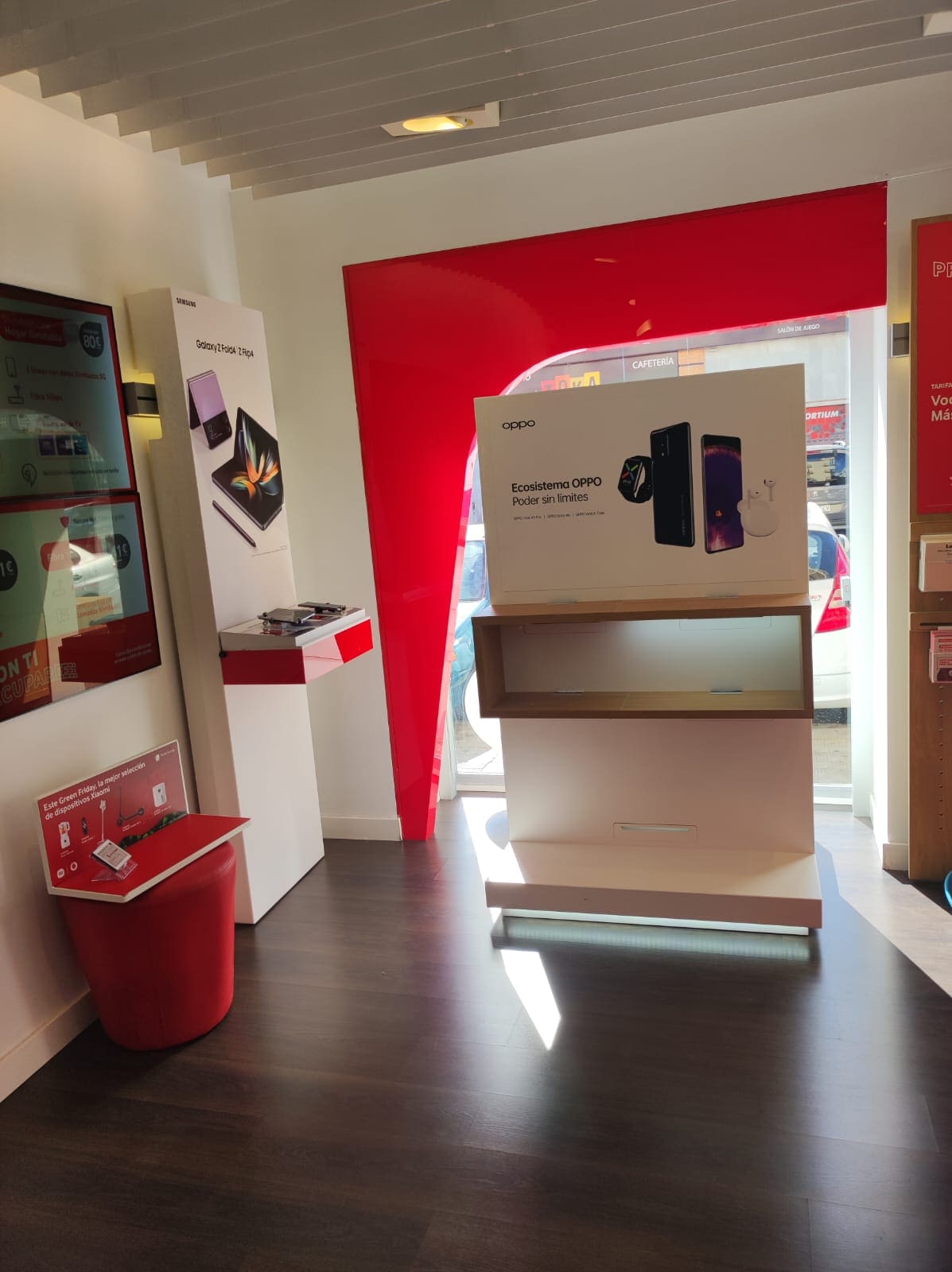 Vodafone San Jose de la Rinconada - Madrid foto