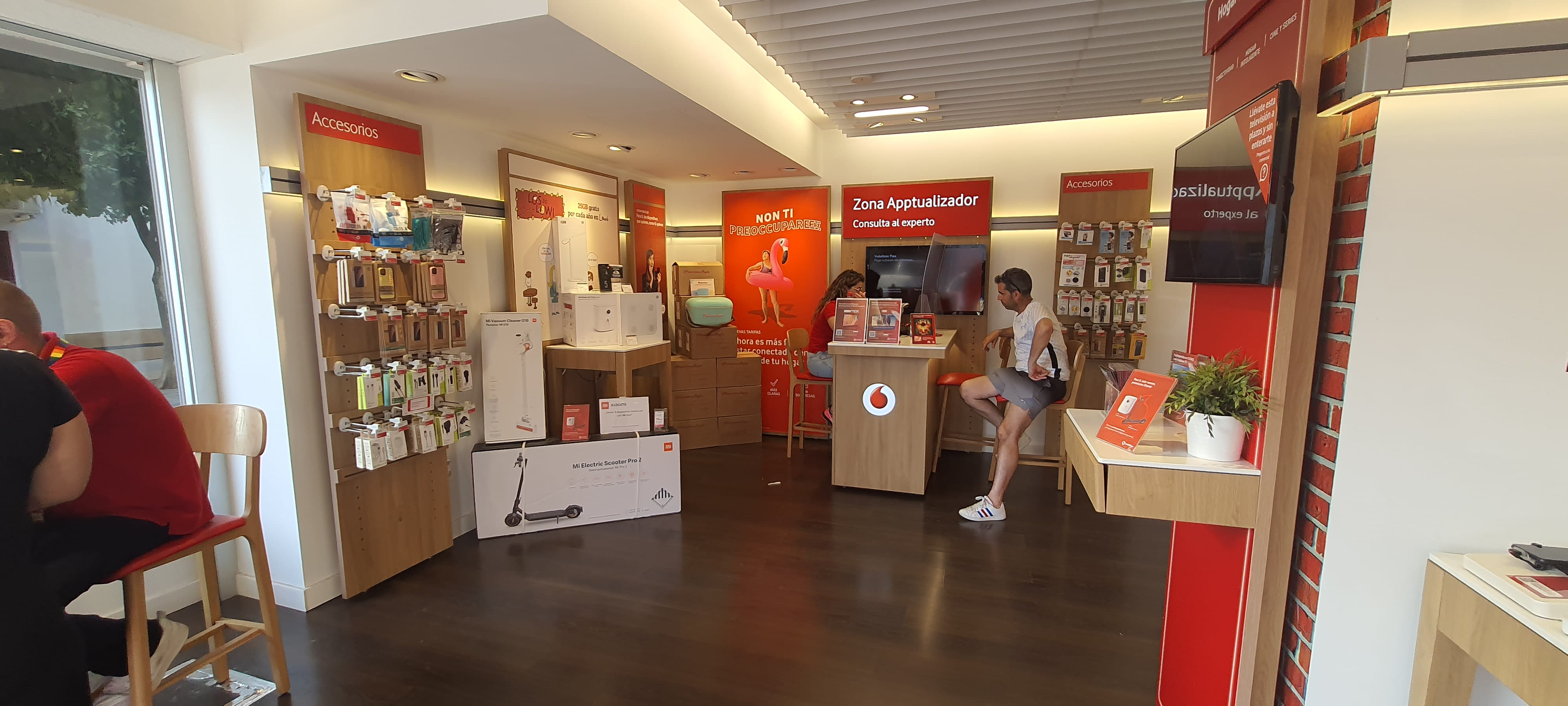 Vodafone San Jose de la Rinconada - Madrid foto