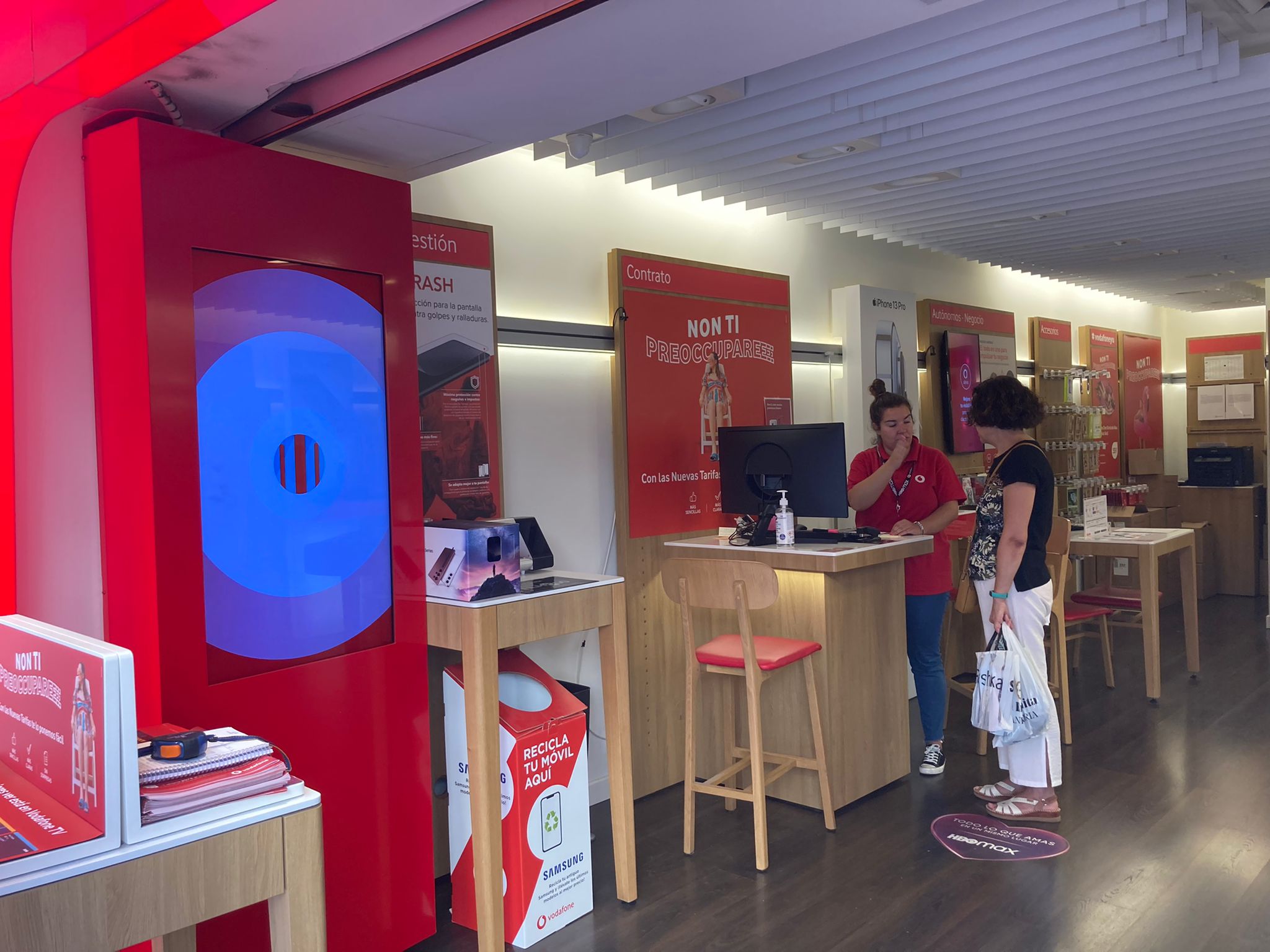 Vodafone Torrelavega foto