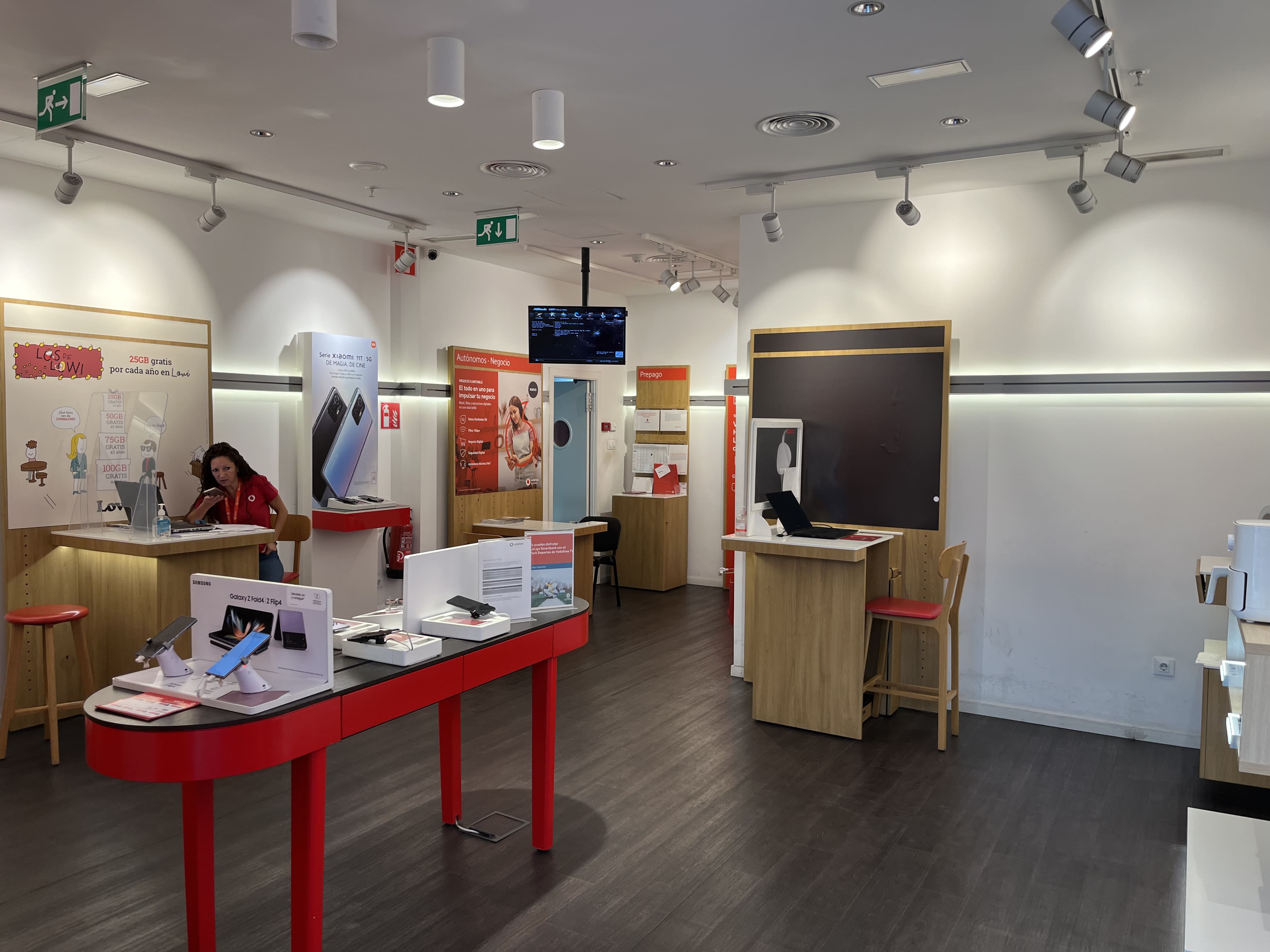 Vodafone Alcampo Telde foto