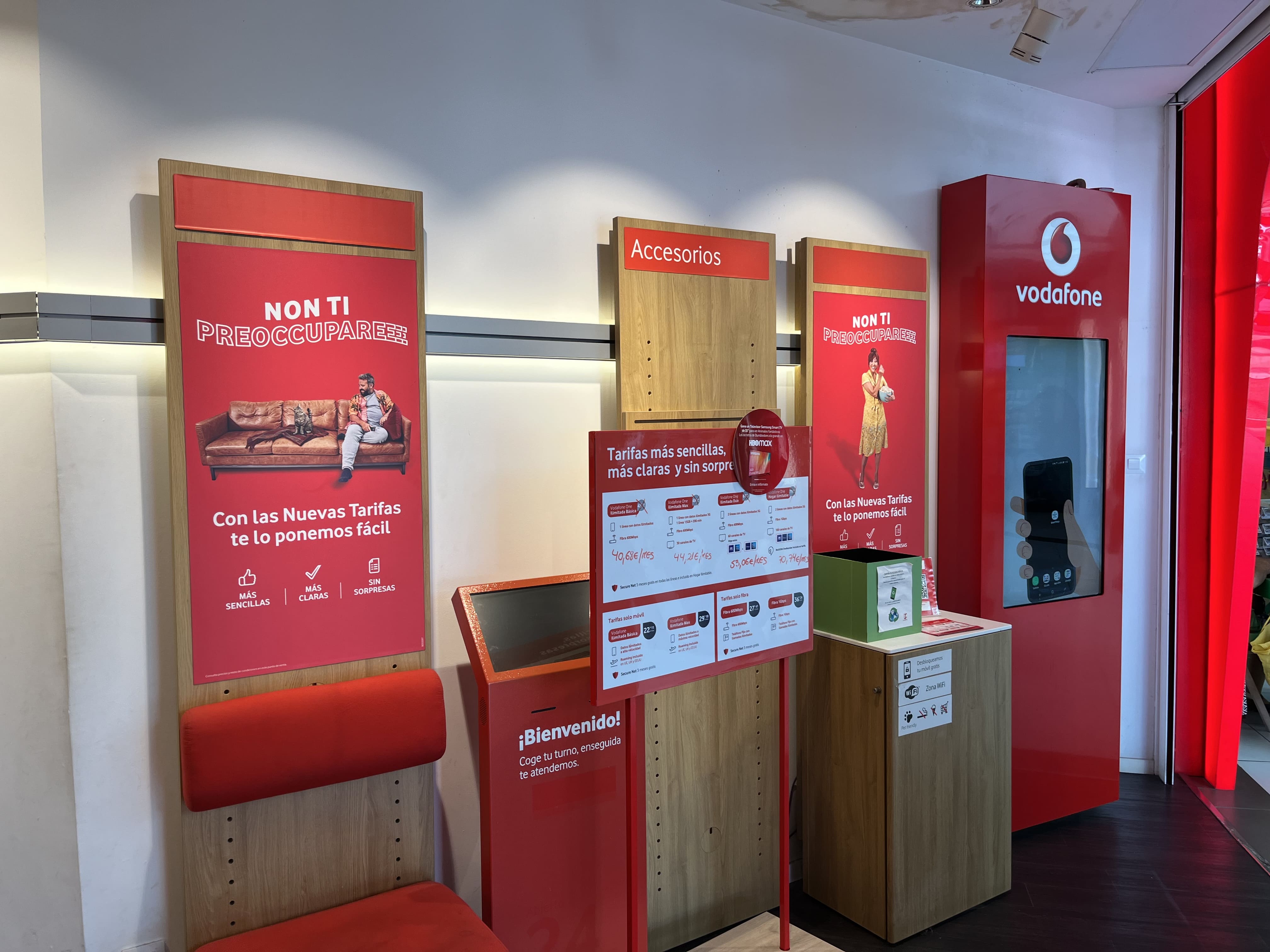Vodafone Alcampo Telde foto