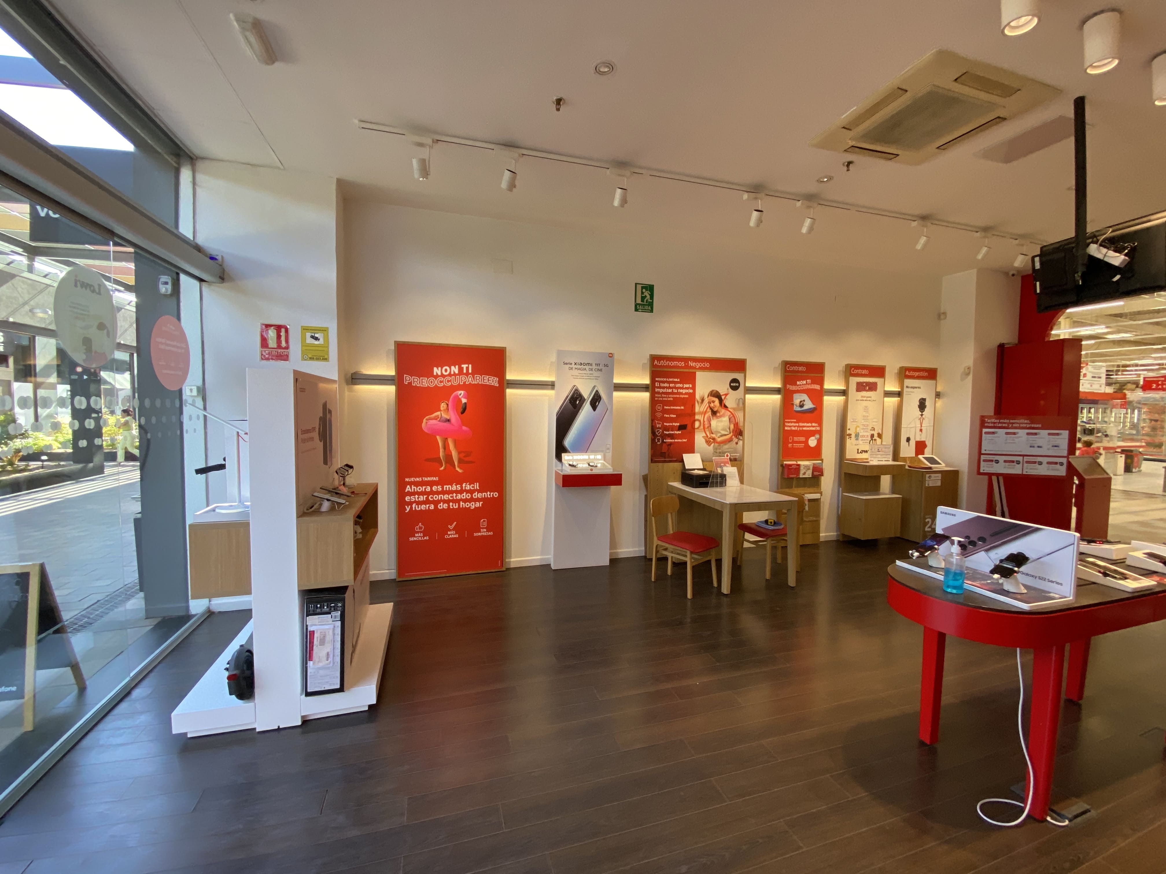 Vodafone Albacete - CC Imaginalia foto
