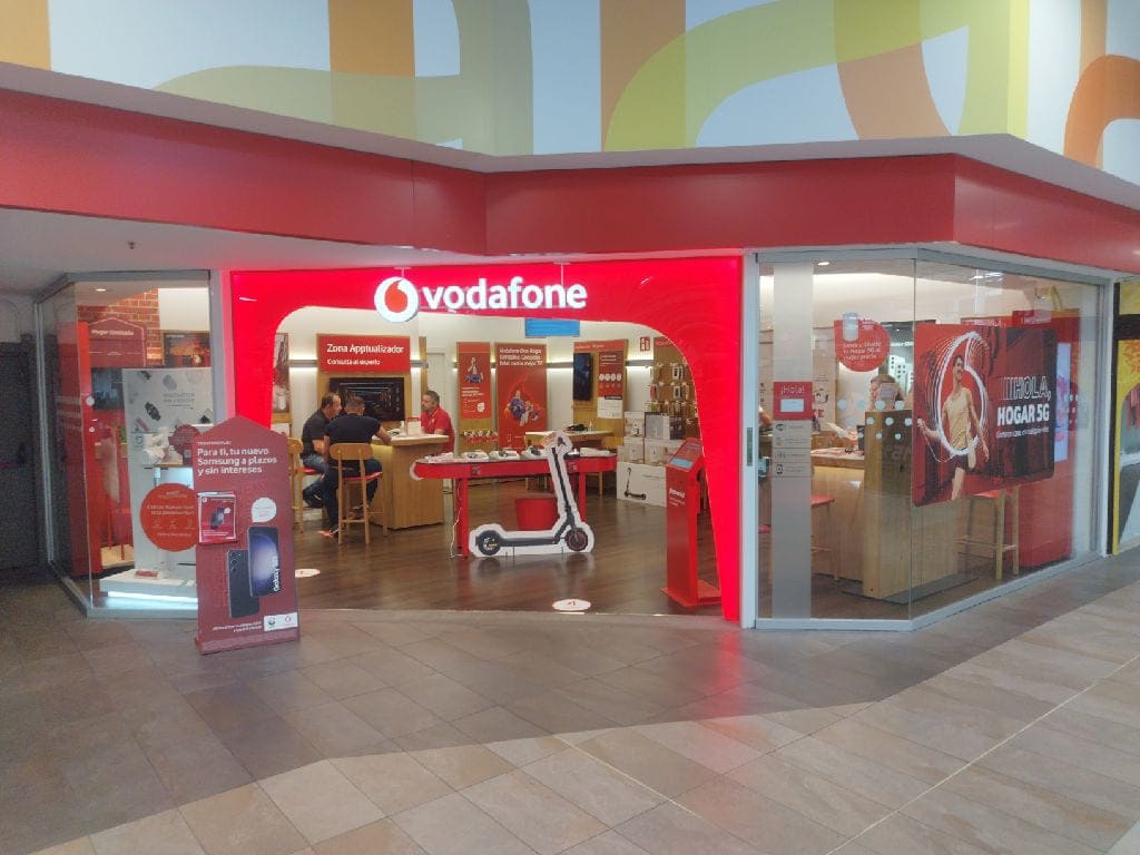 Vodafone Málaga - CC Alameda foto