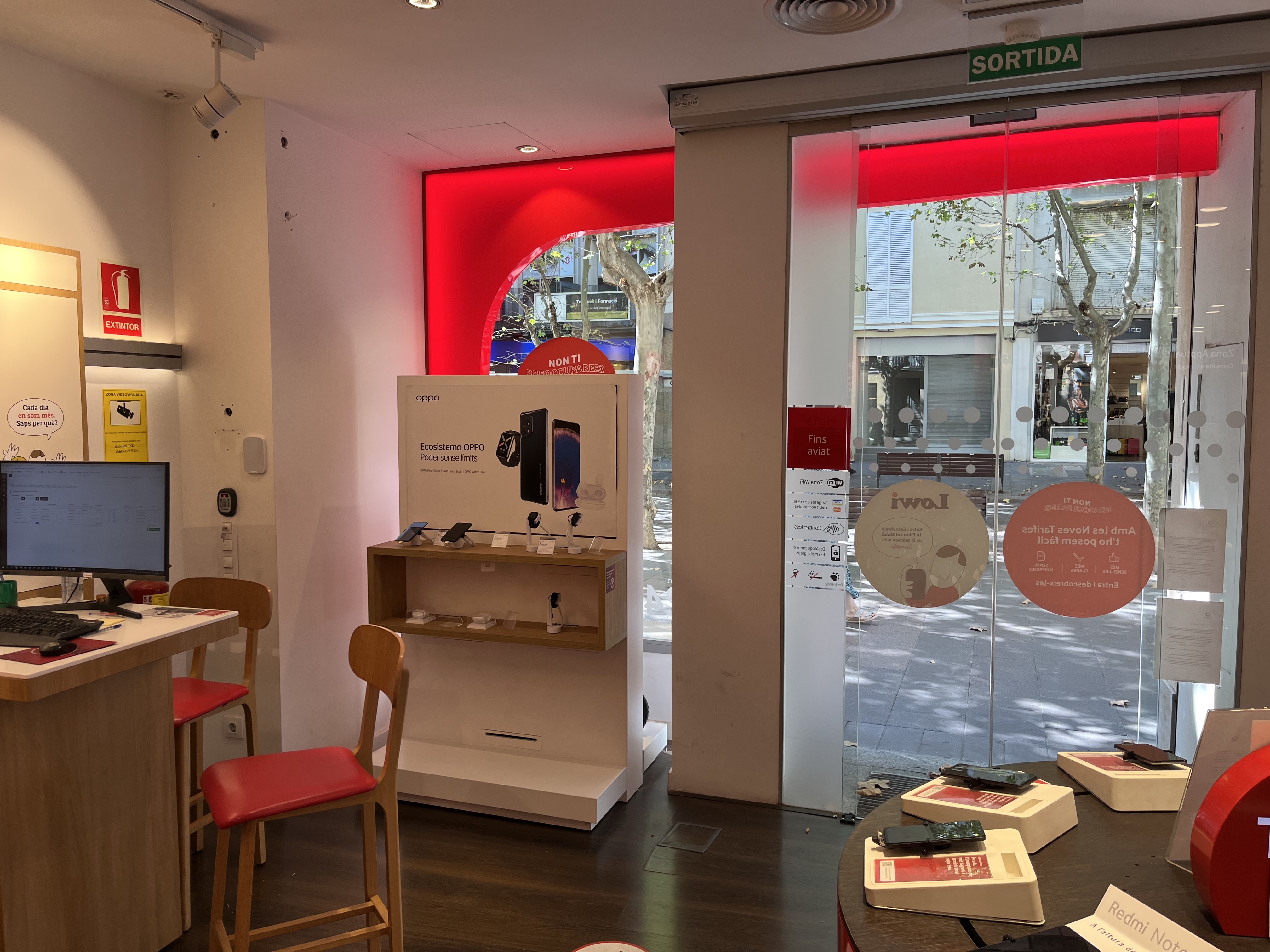 Vodafone Sabadell - Rambla foto