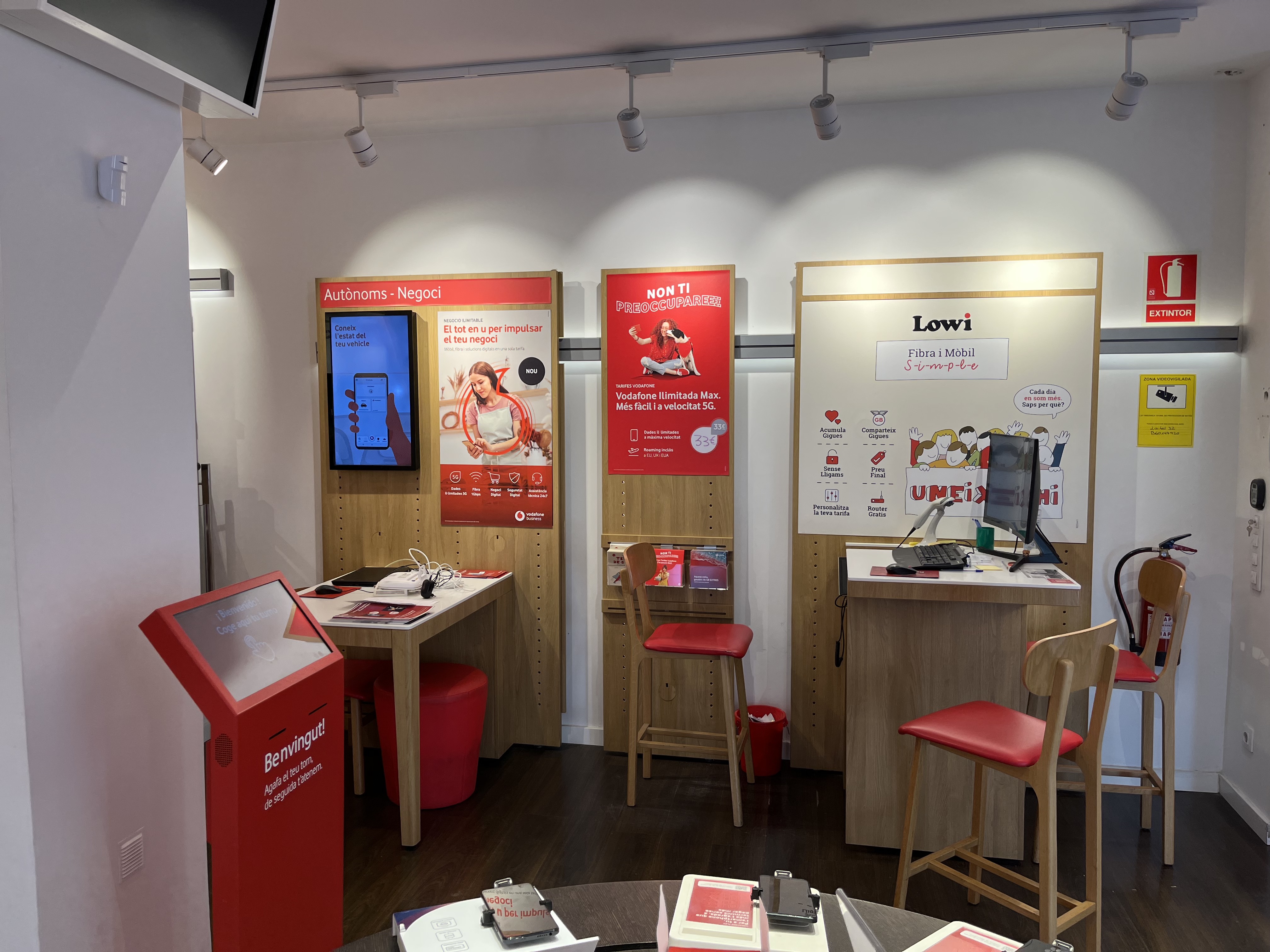 Vodafone Sabadell - Rambla foto