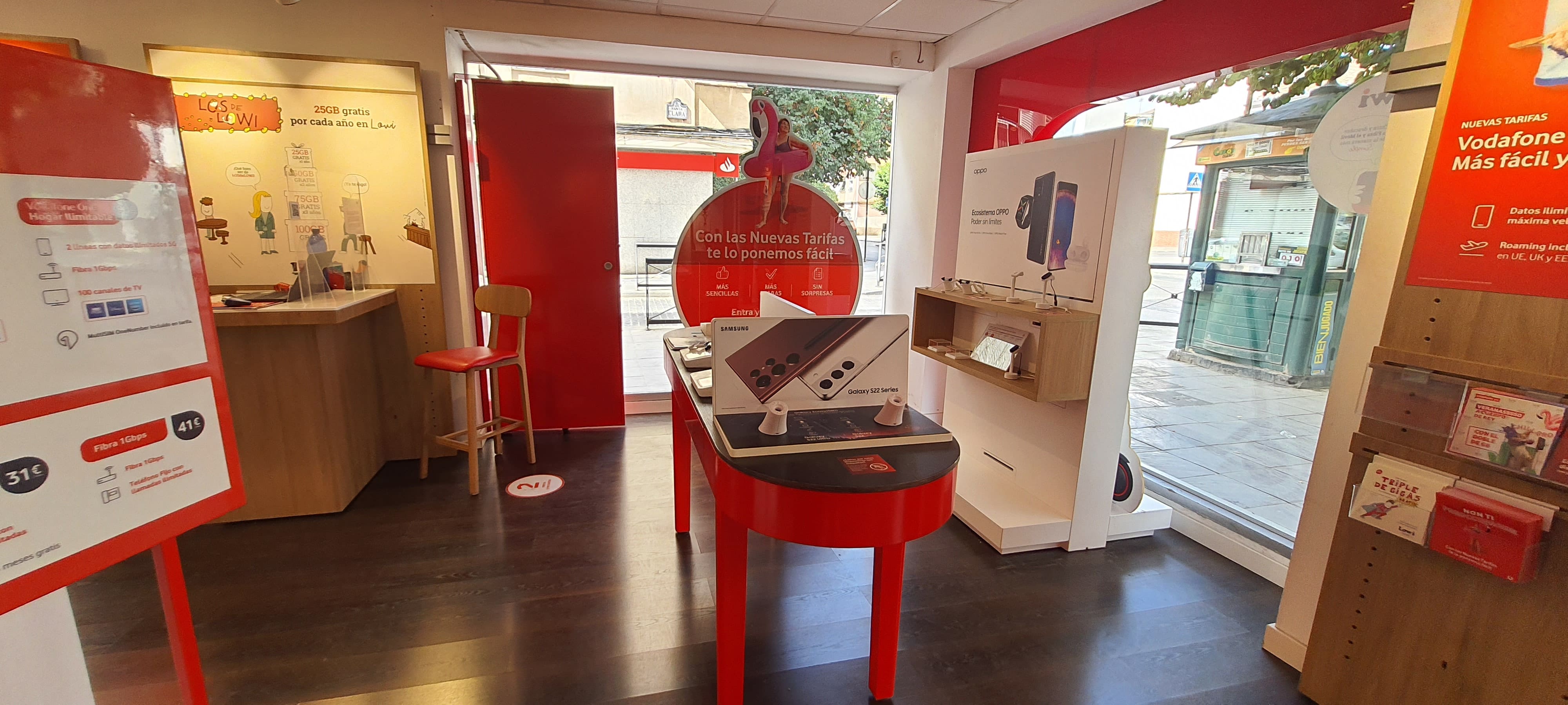 Vodafone Granada - Avda. Dilar foto