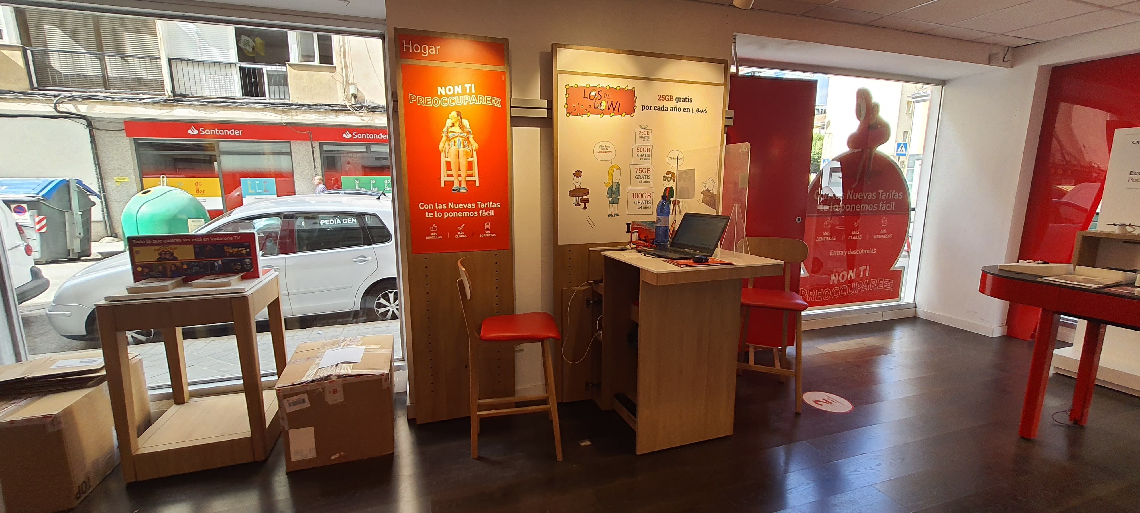Vodafone Granada - Avda. Dilar foto