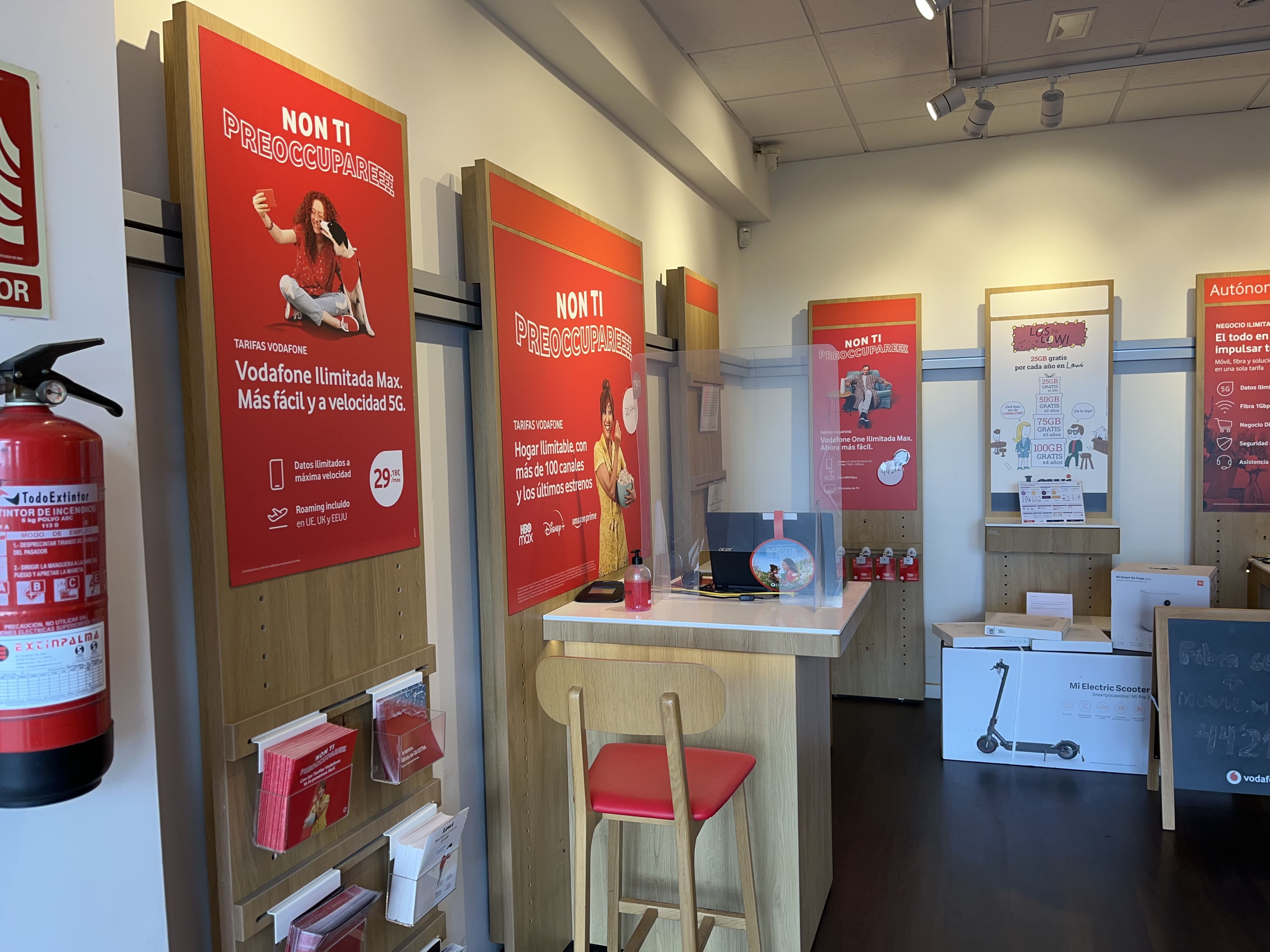 Vodafone Santa Cruz de la Palma - Avda Marítima foto